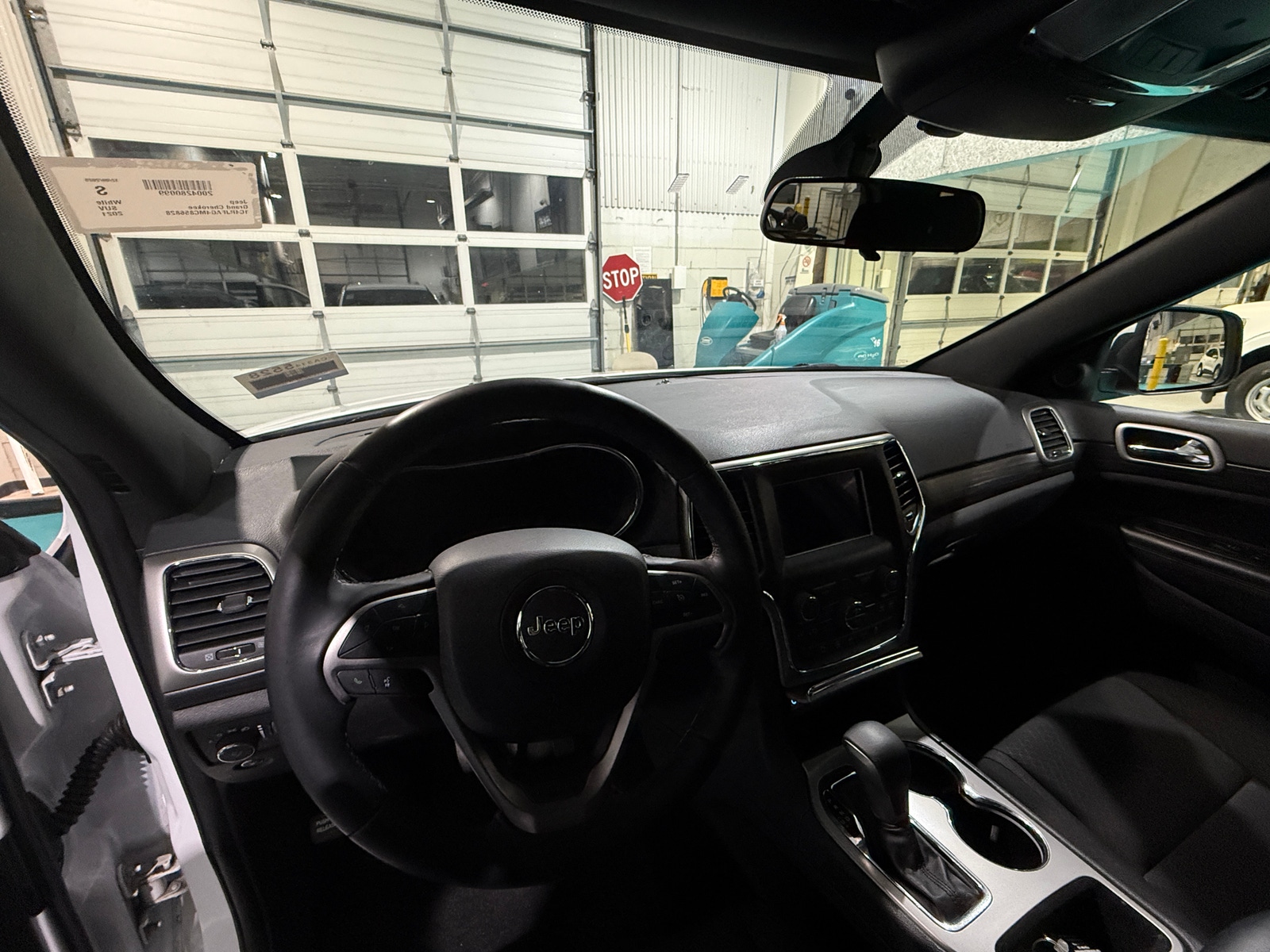 Thumbnail: 2021 Jeep Grand Cherokee - 3