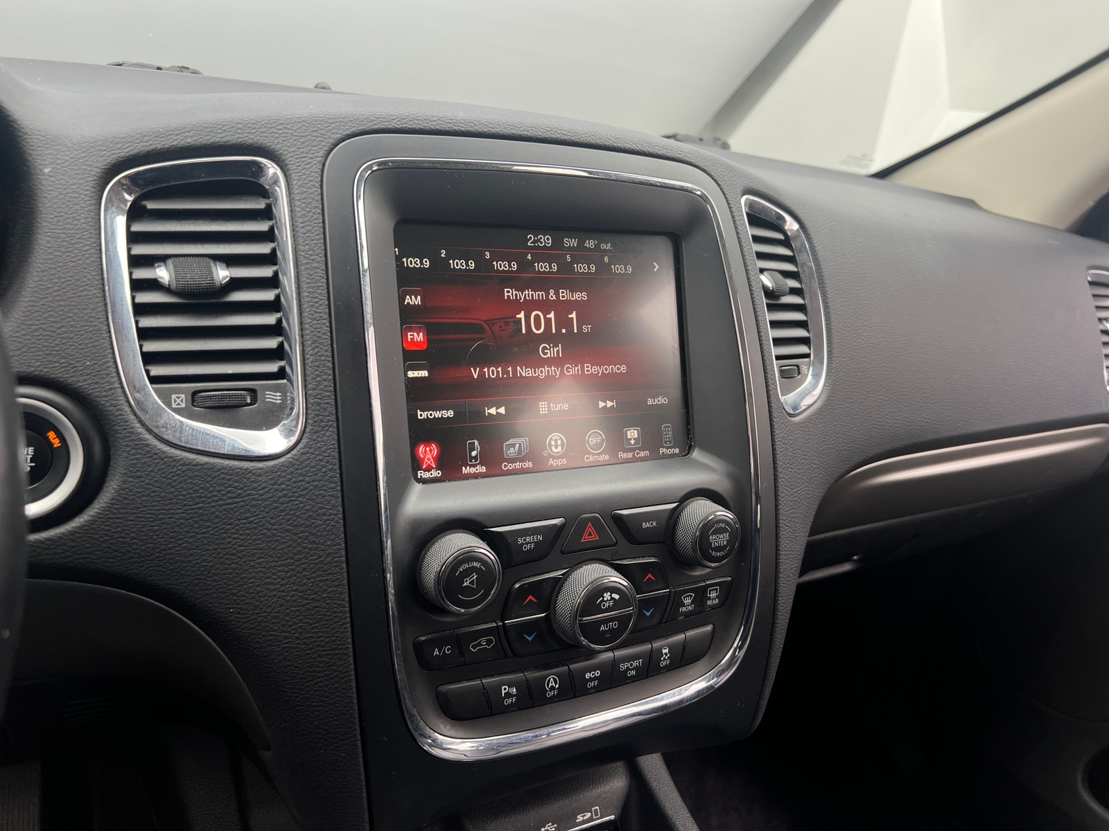 Thumbnail: 2017 Dodge Durango - 3