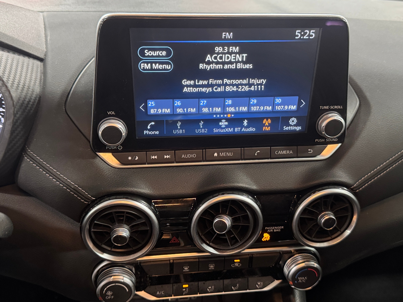 Thumbnail: 2022 Nissan Sentra - 4