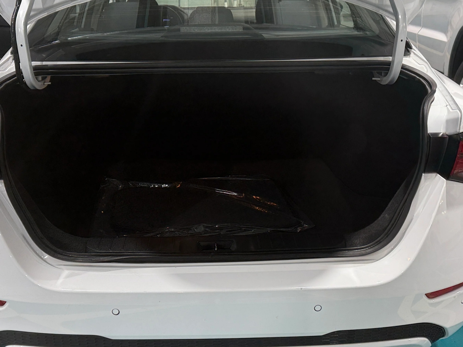 Thumbnail: 2024 Nissan Sentra - 7