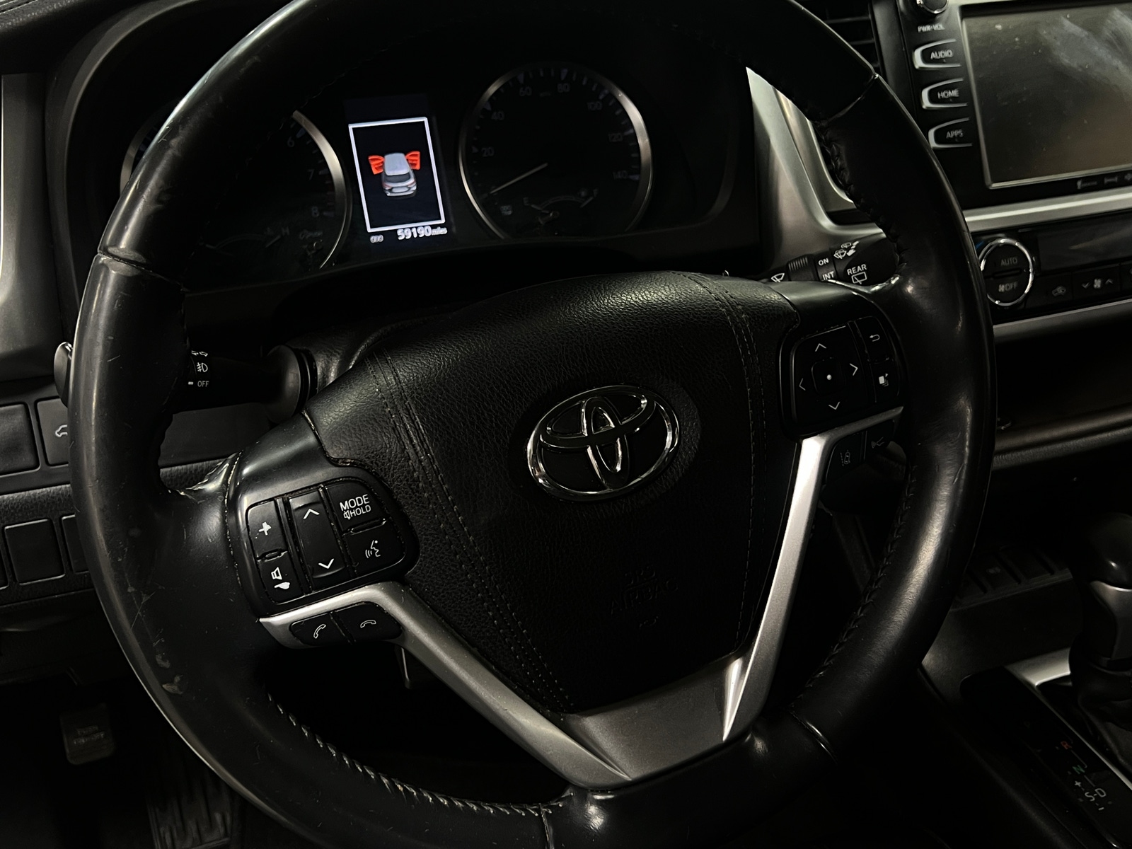 Thumbnail: 2017 Toyota Highlander - 5