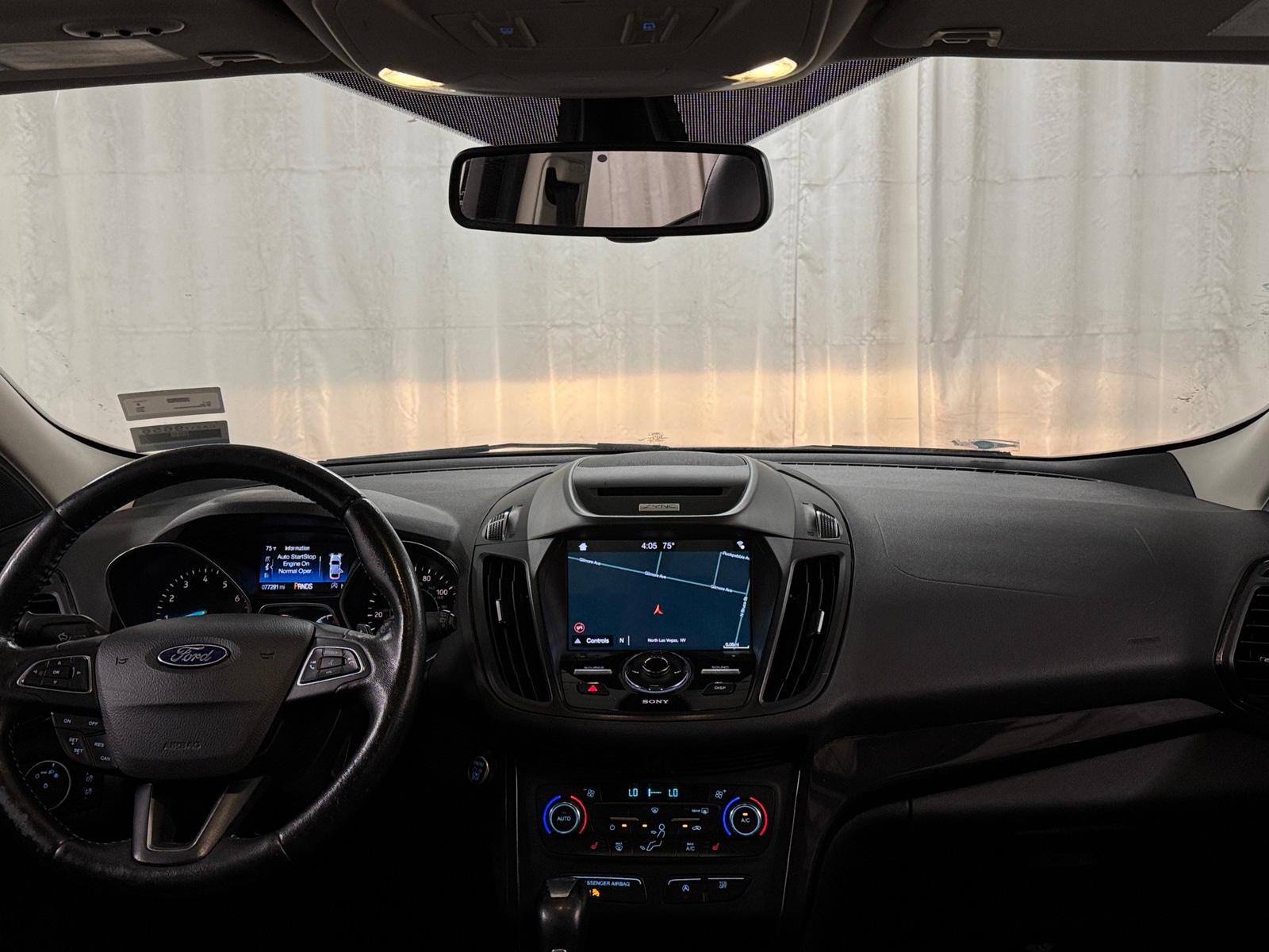 Thumbnail: 2017 Ford Escape - 3