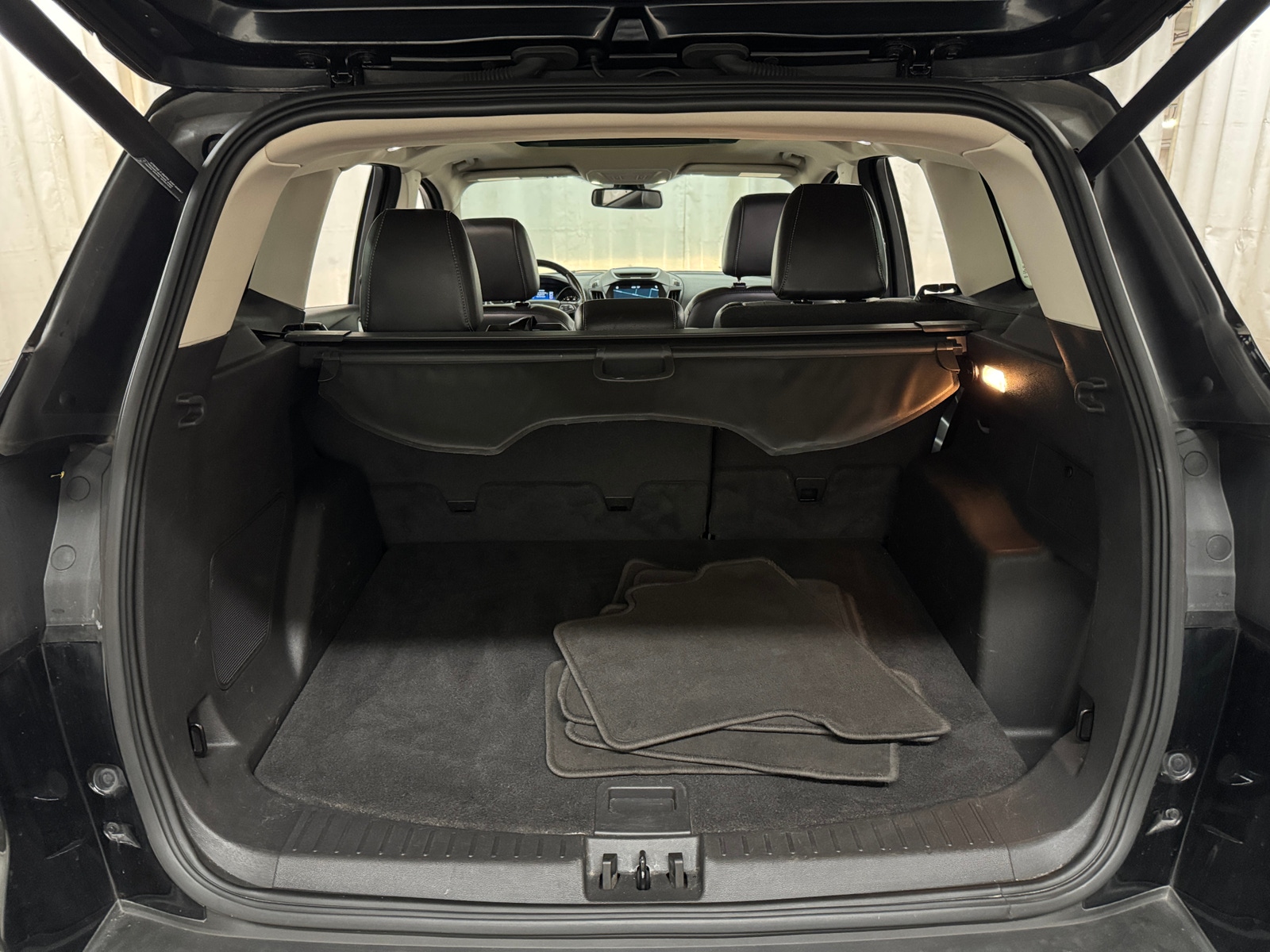 Thumbnail: 2017 Ford Escape - 7