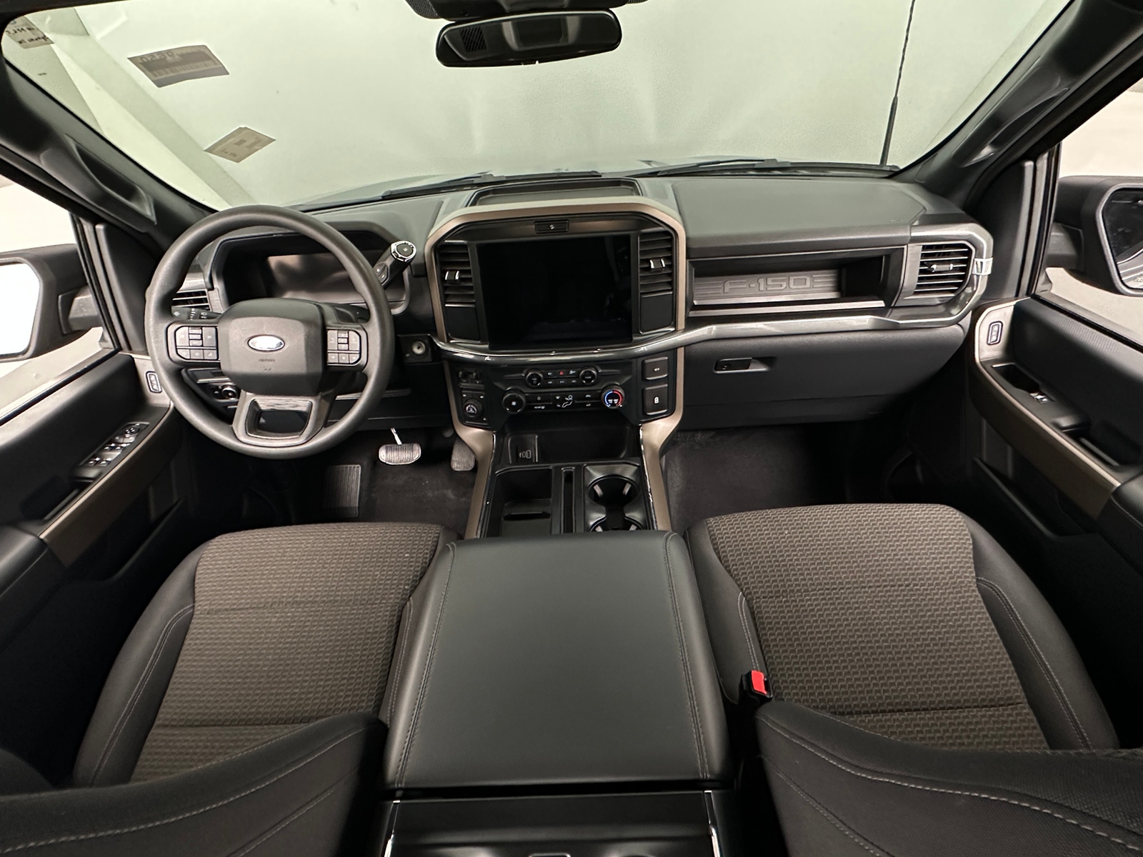 Thumbnail: 2025 Ford Econoline - 3