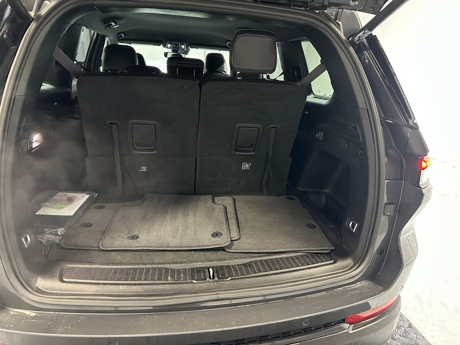 Thumbnail: 2024 Jeep Grand Cherokee L - 7