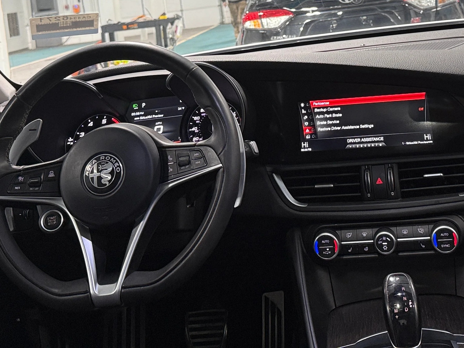 Thumbnail: 2017 Alfa Romeo Giulia - 3