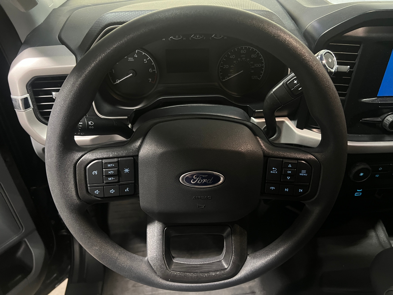 Thumbnail: 2023 Ford Econoline - 4