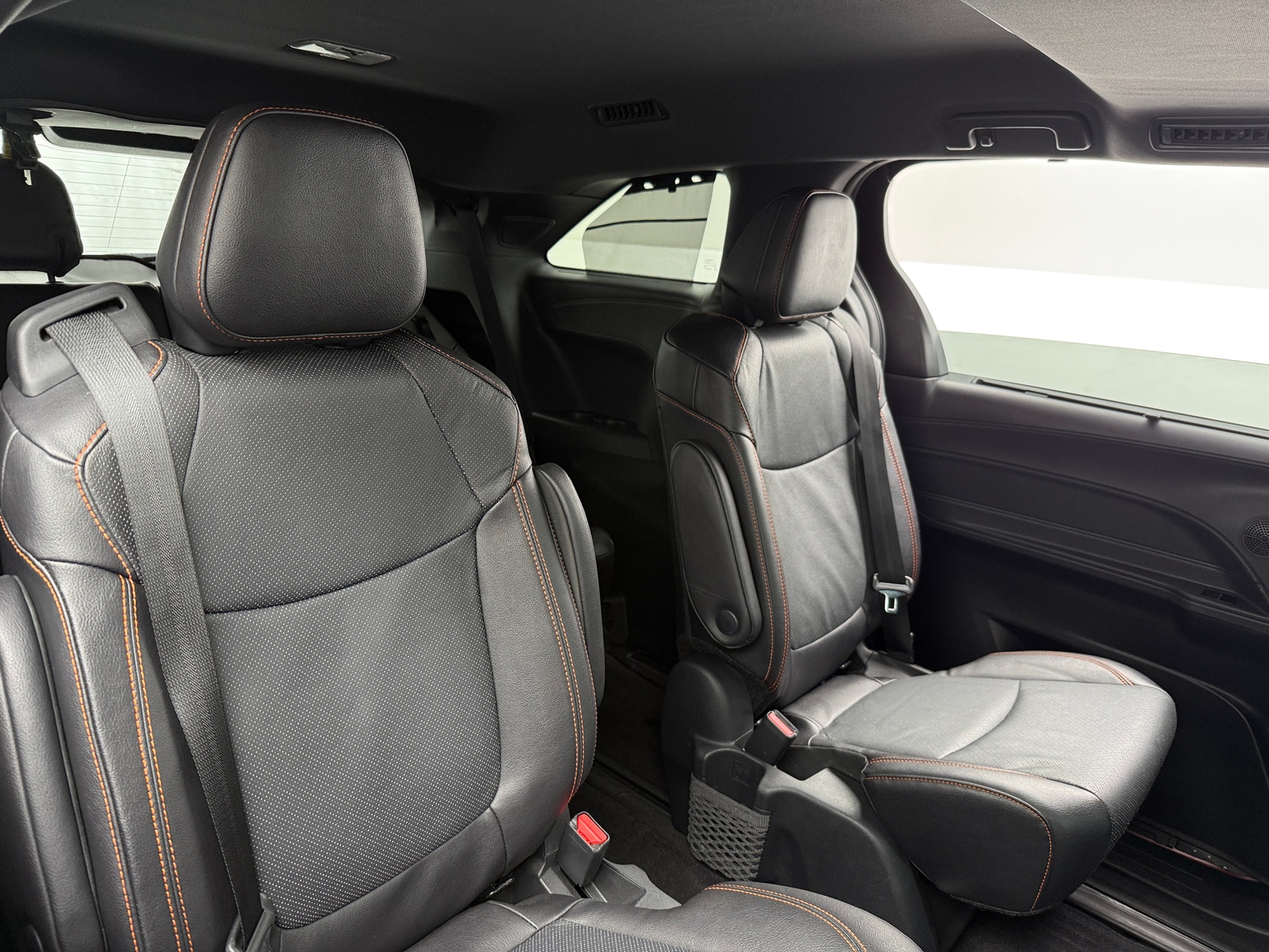 Thumbnail: 2024 Toyota Sienna - 6