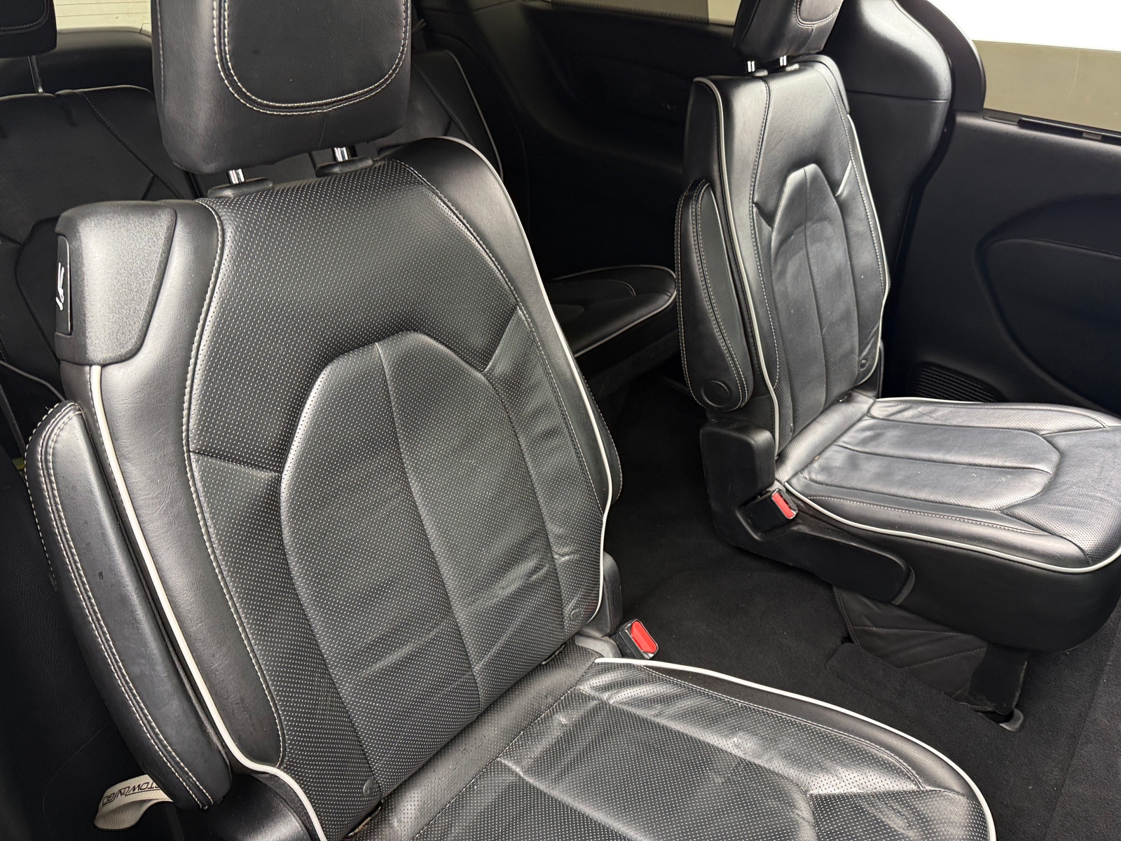 Thumbnail: 2019 Chrysler Pacifica - 5