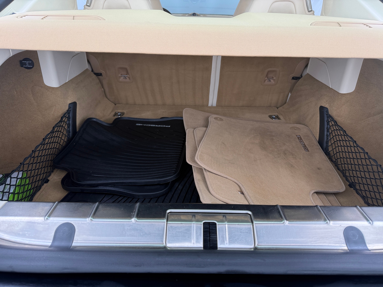 Thumbnail: 2016 Porsche Panamera - 6