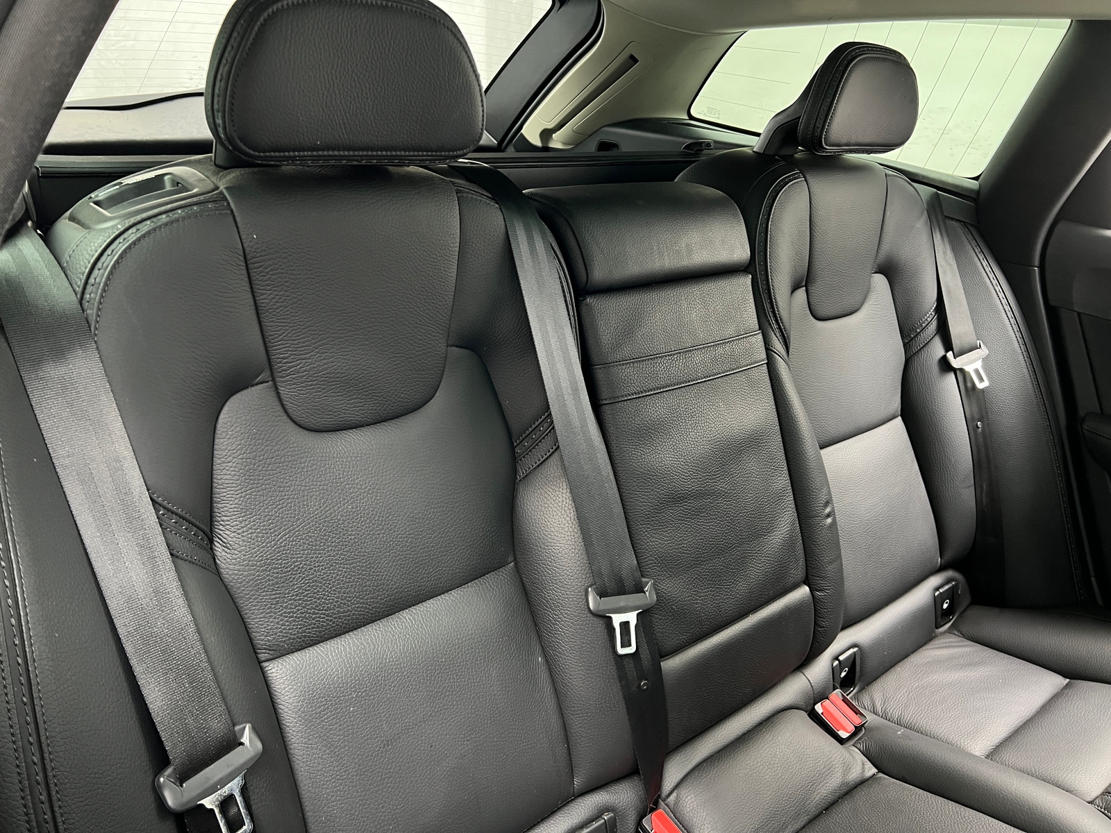 Thumbnail: 2018 Volvo V90 - 5