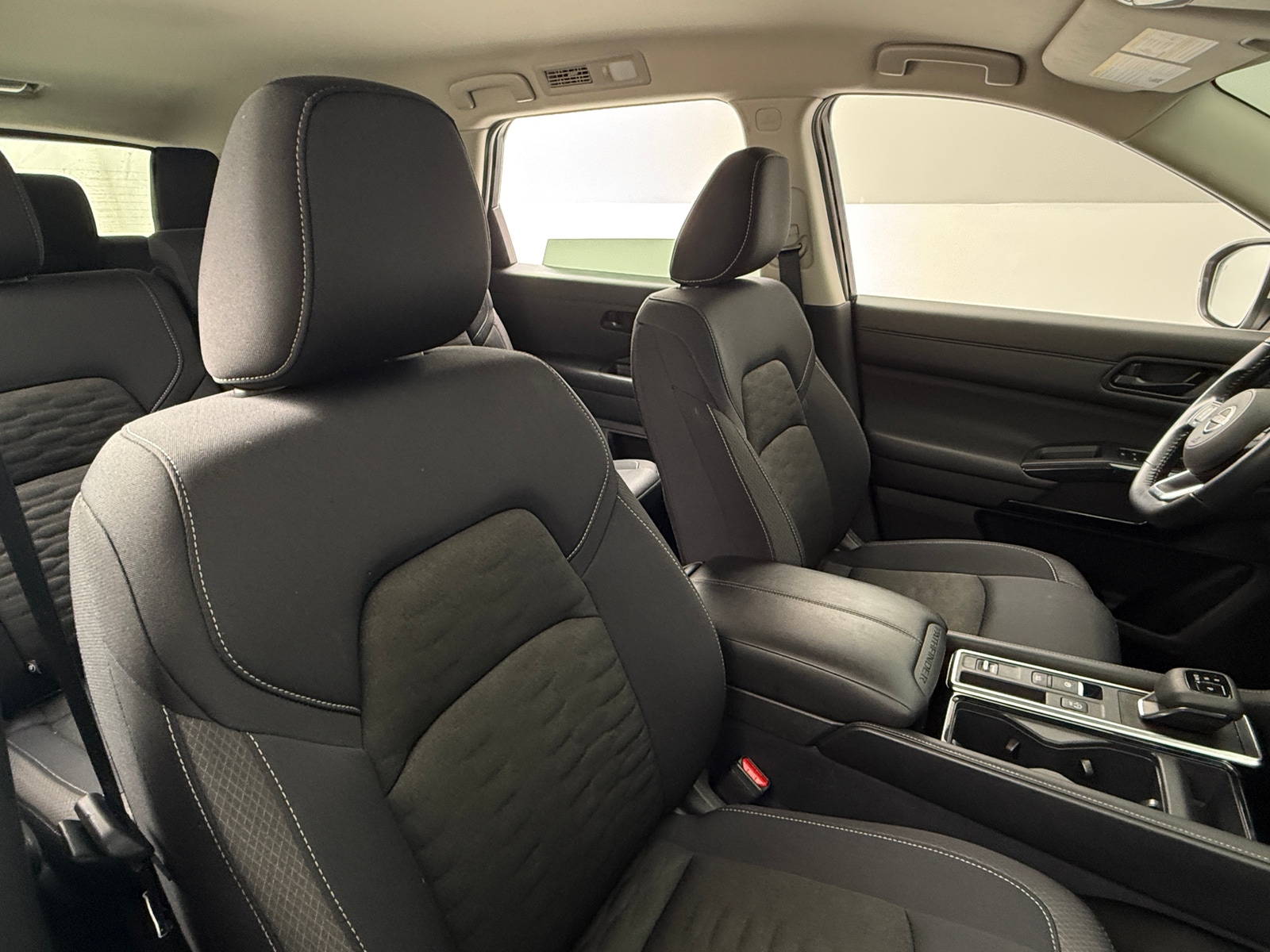 Thumbnail: 2025 Nissan Pathfinder - 2