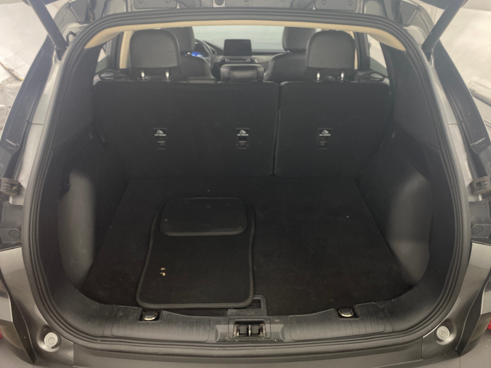 Thumbnail: 2020 Ford Escape - 6