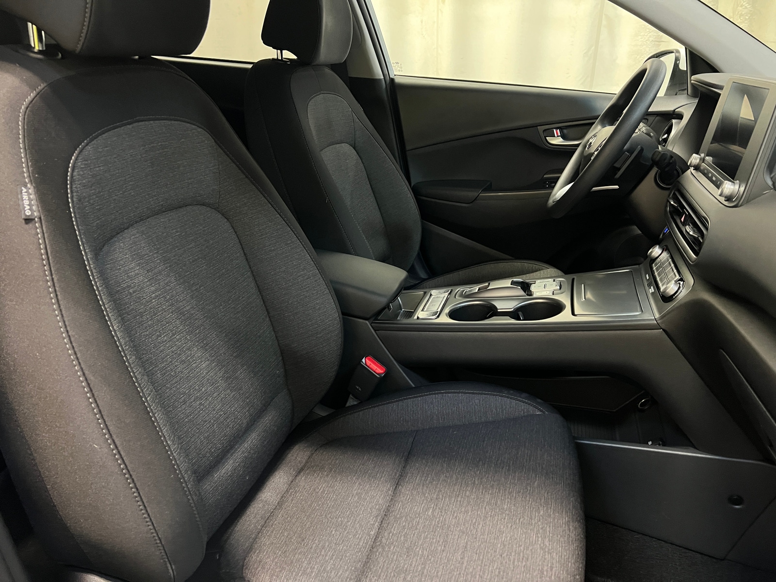 Thumbnail: 2023 Hyundai Kona - 2