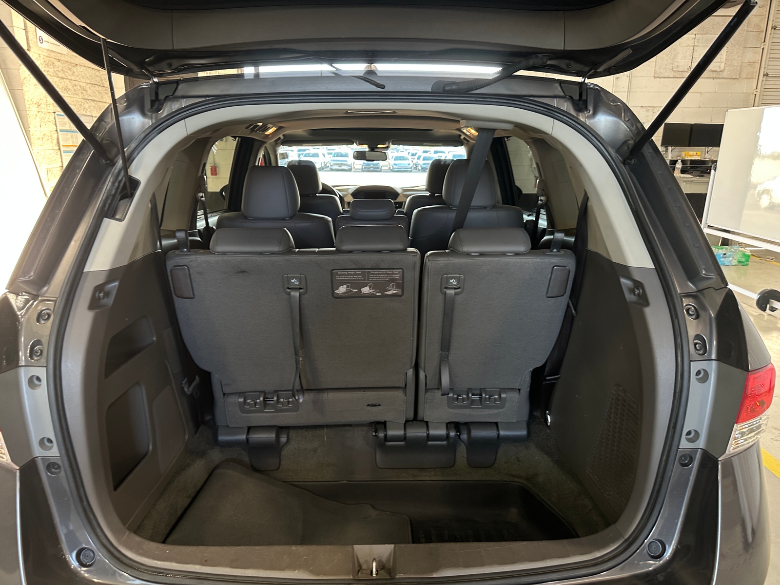 Thumbnail: 2015 Honda Odyssey - 6