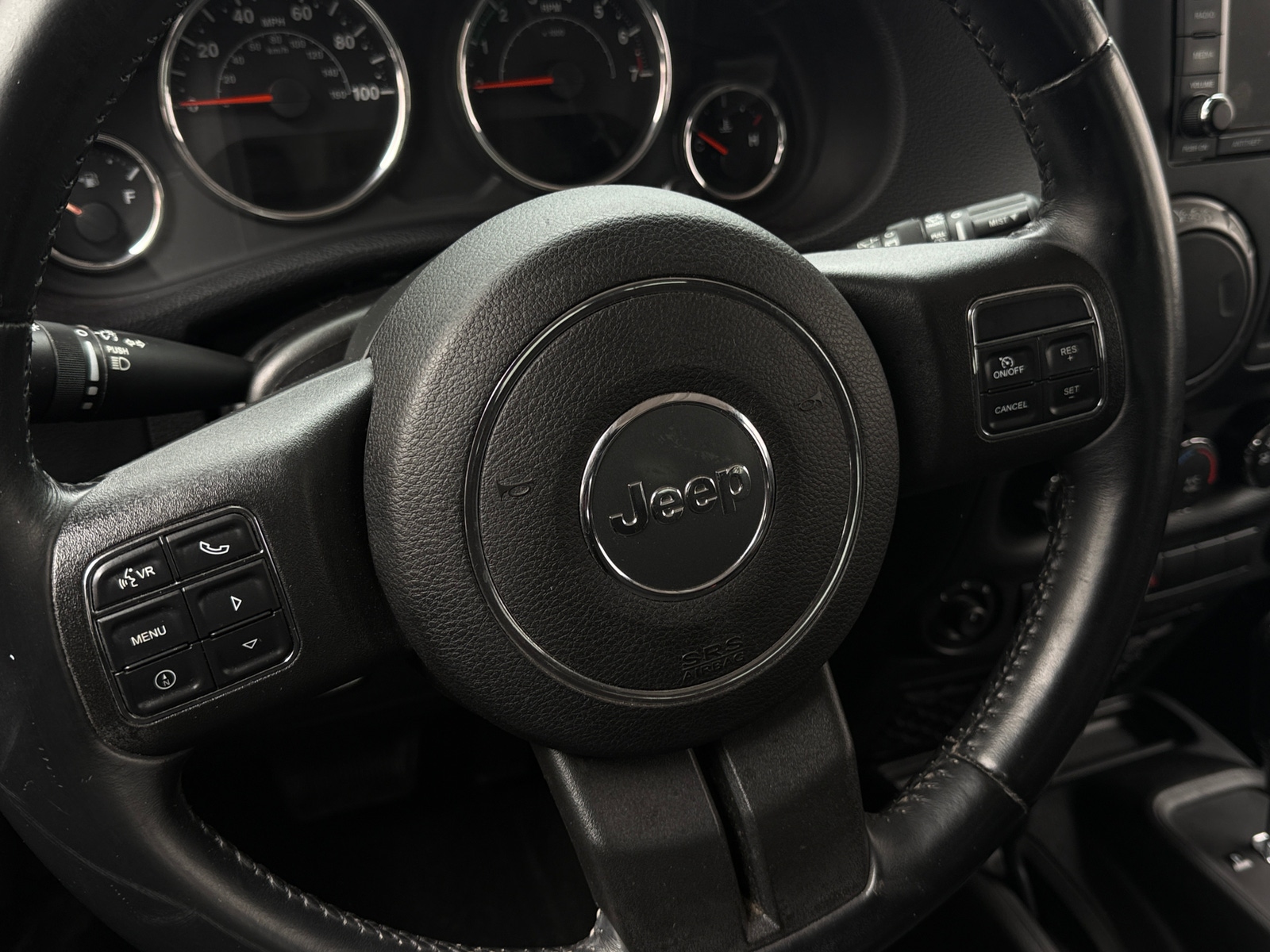 Thumbnail: 2015 Jeep Wrangler - 5