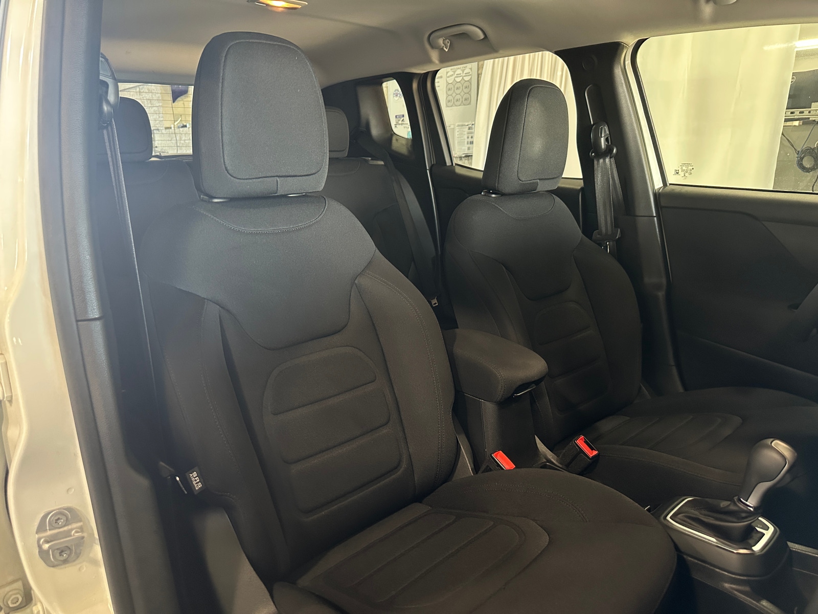 Thumbnail: 2018 Jeep Renegade - 2