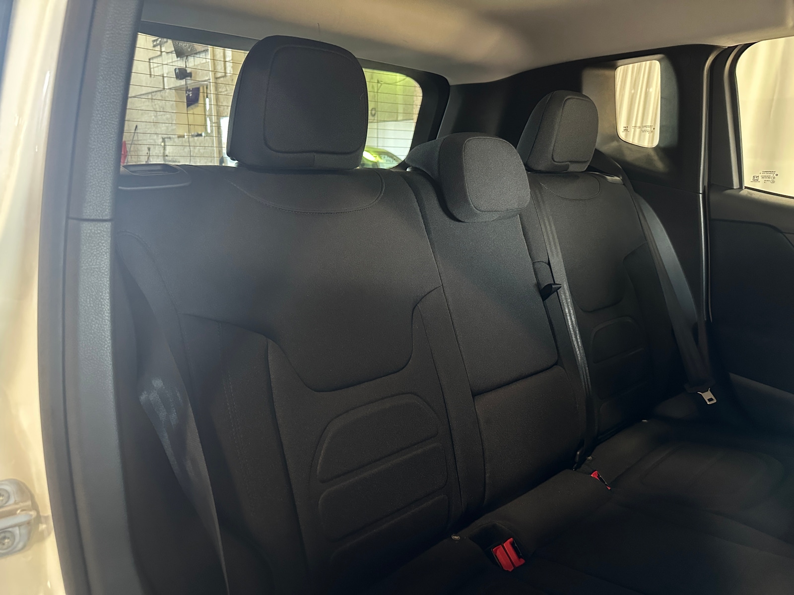 Thumbnail: 2018 Jeep Renegade - 6