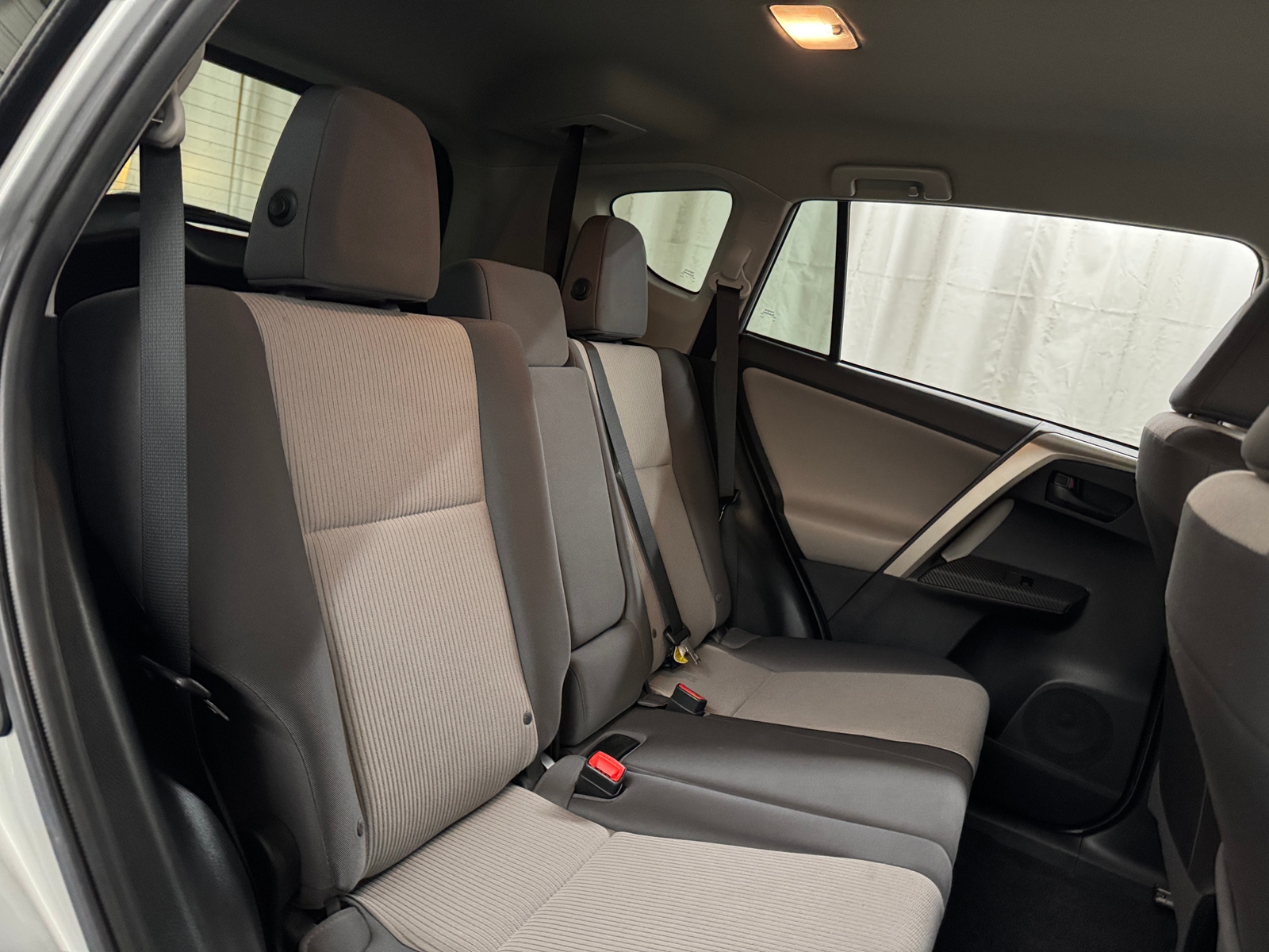 Thumbnail: 2015 Toyota RAV4 - 6