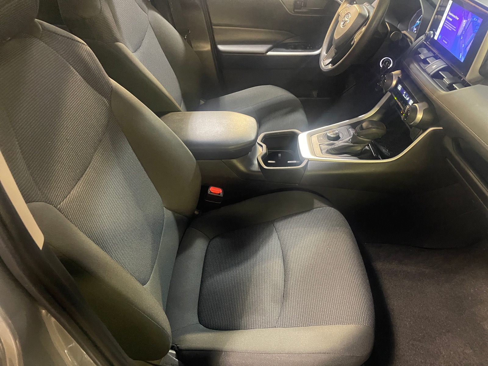 Thumbnail: 2025 Toyota RAV4 - 2