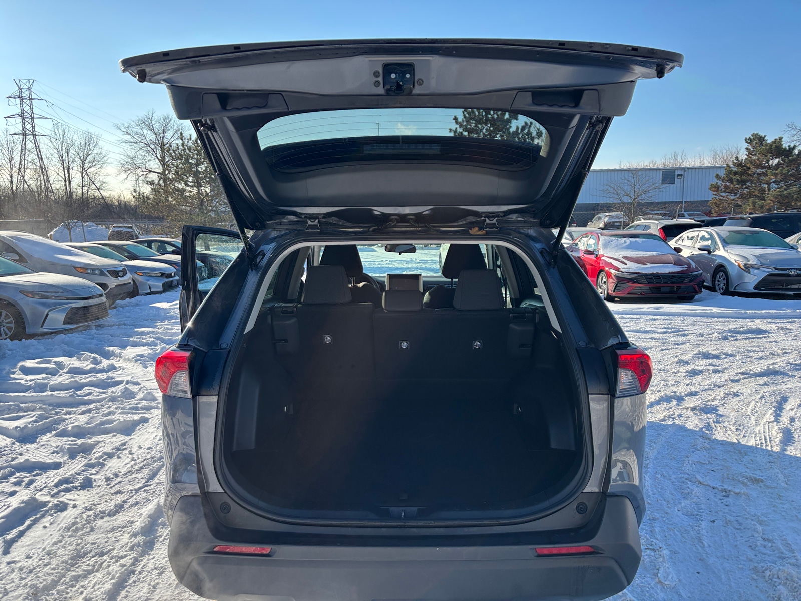 Thumbnail: 2025 Toyota RAV4 - 6