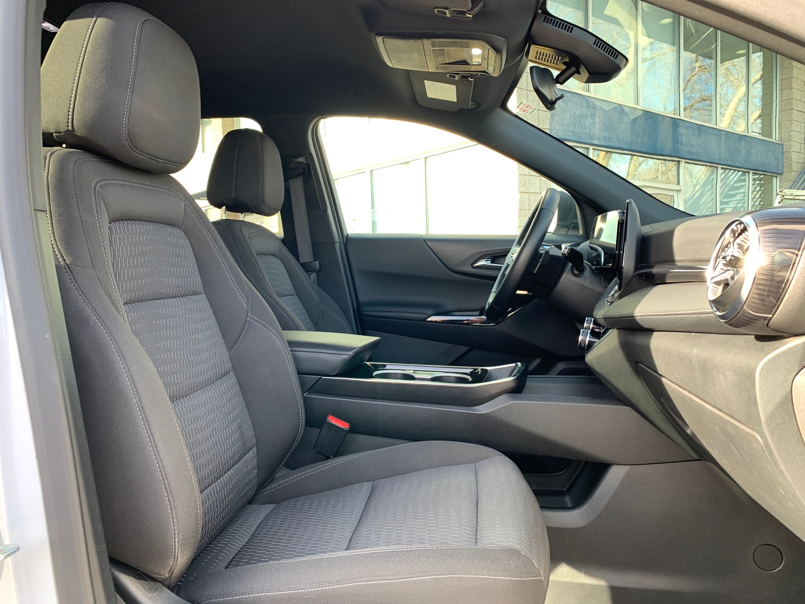 Thumbnail: 2025 Chevrolet Equinox - 2