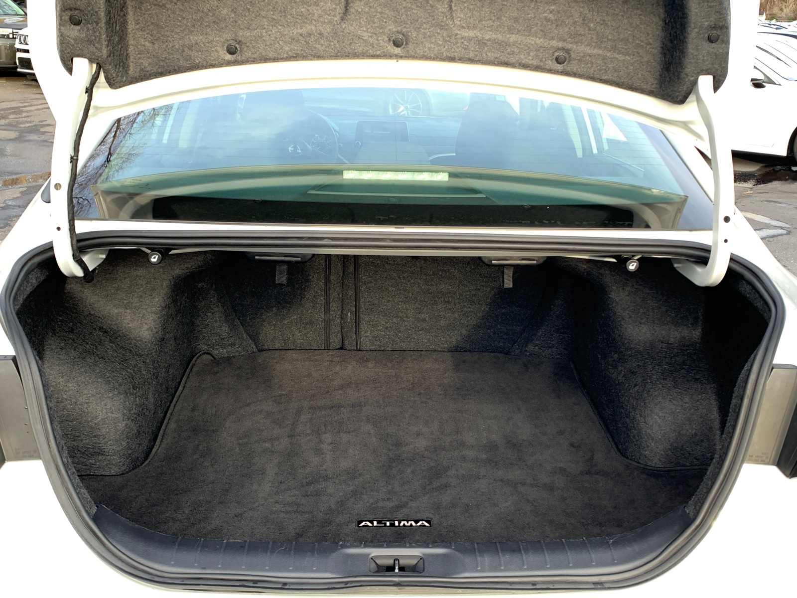 Thumbnail: 2025 Nissan Altima - 6