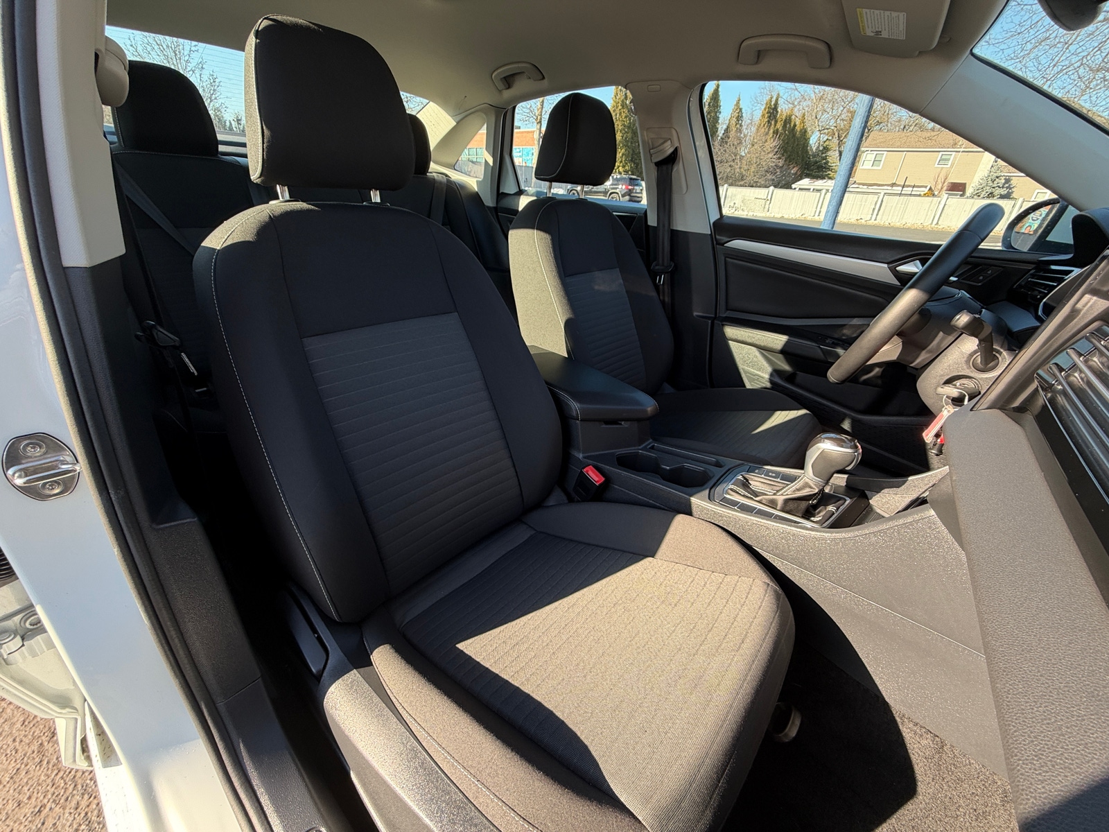 Thumbnail: 2025 Volkswagen Jetta - 2