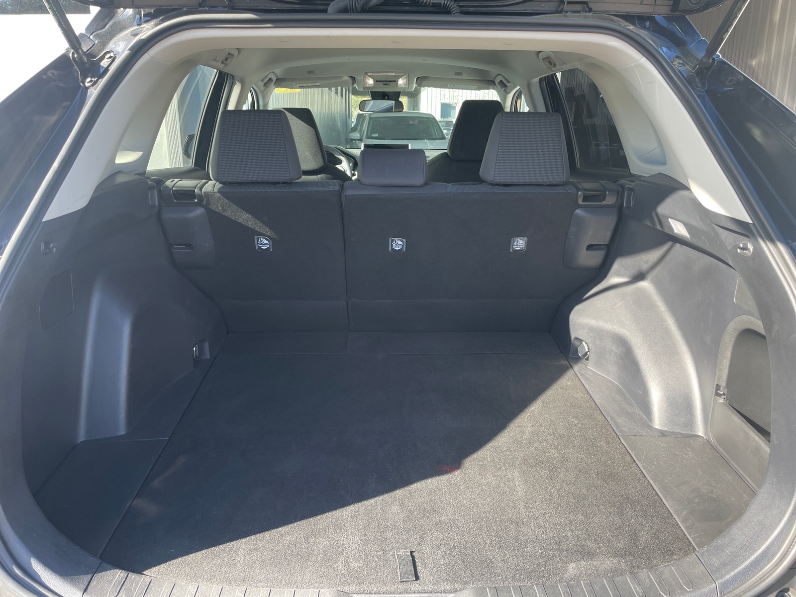 Thumbnail: 2025 Toyota RAV4 - 6