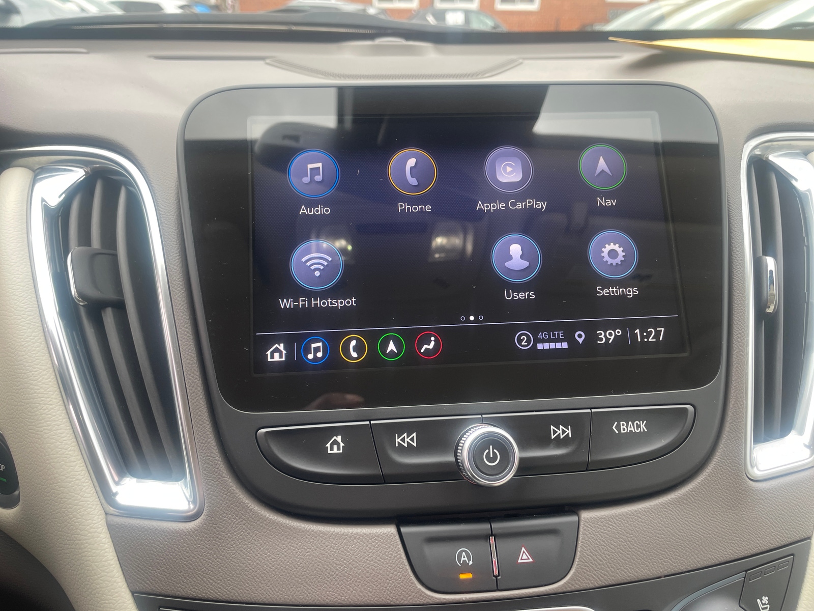 Thumbnail: 2024 Chevrolet Malibu - 3