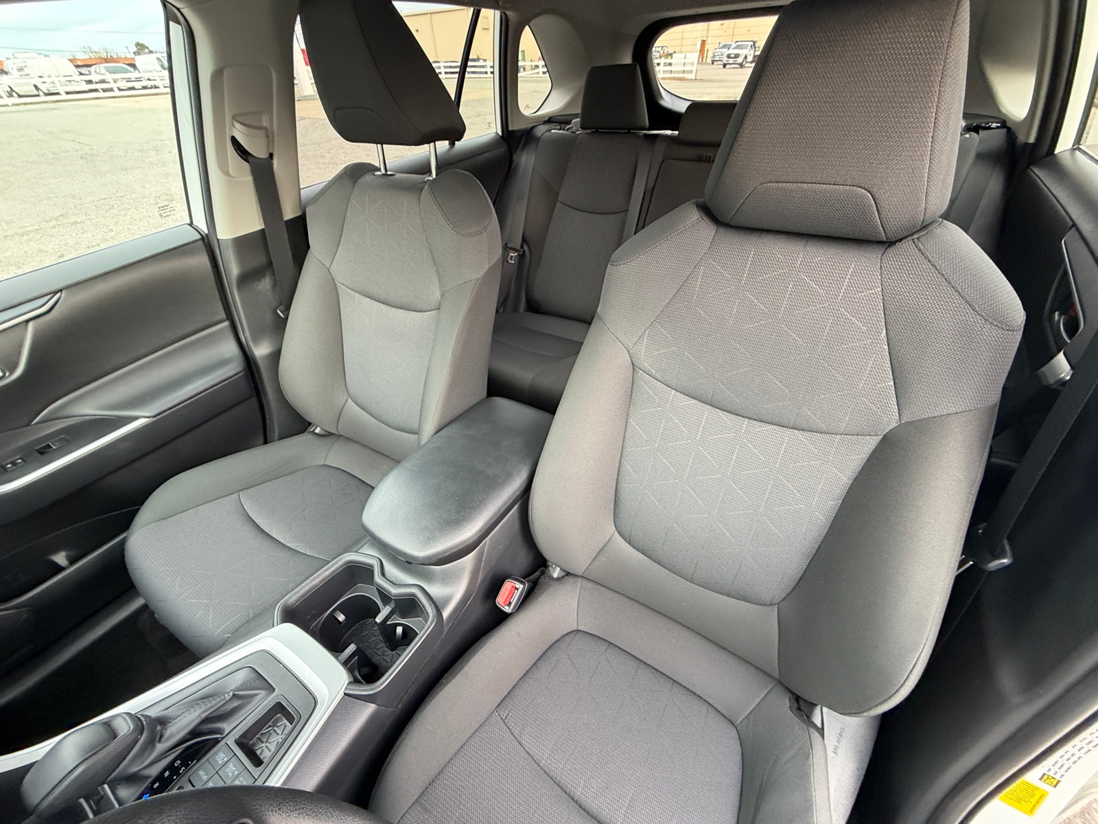 Thumbnail: 2025 Toyota RAV4 - 2