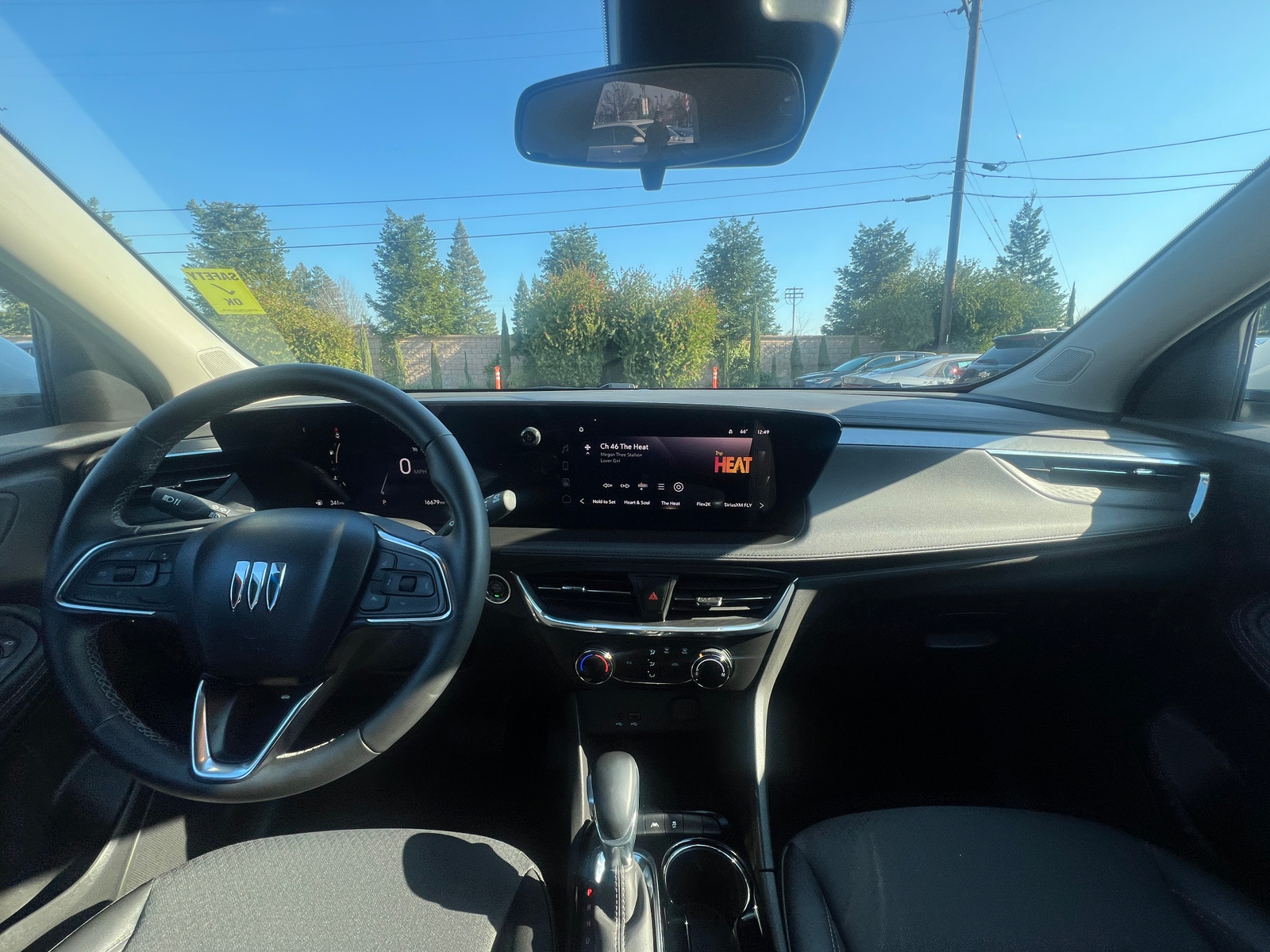 Thumbnail: 2025 Buick Encore GX - 3