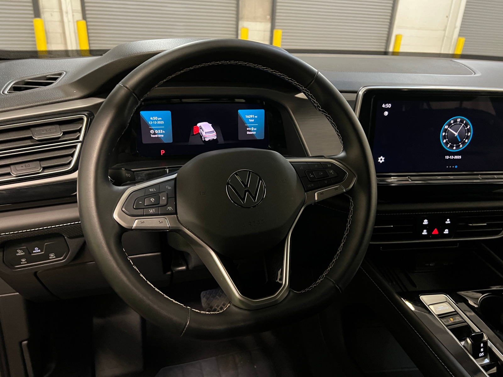 Thumbnail: 2025 Volkswagen Atlas - 4