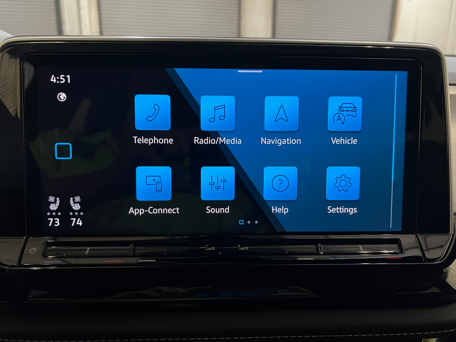 Thumbnail: 2025 Volkswagen Atlas - 3