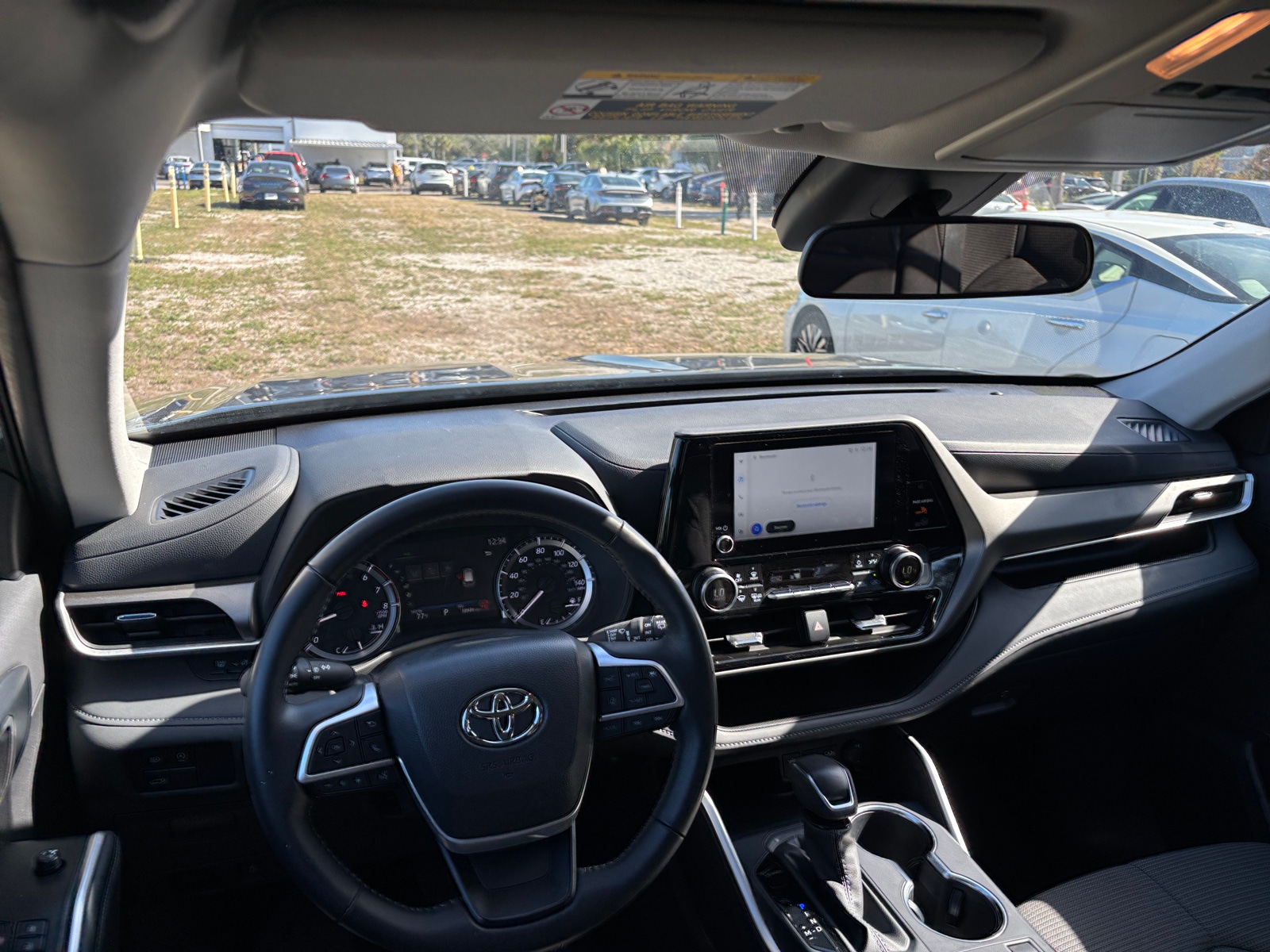 Thumbnail: 2025 Toyota Highlander - 3