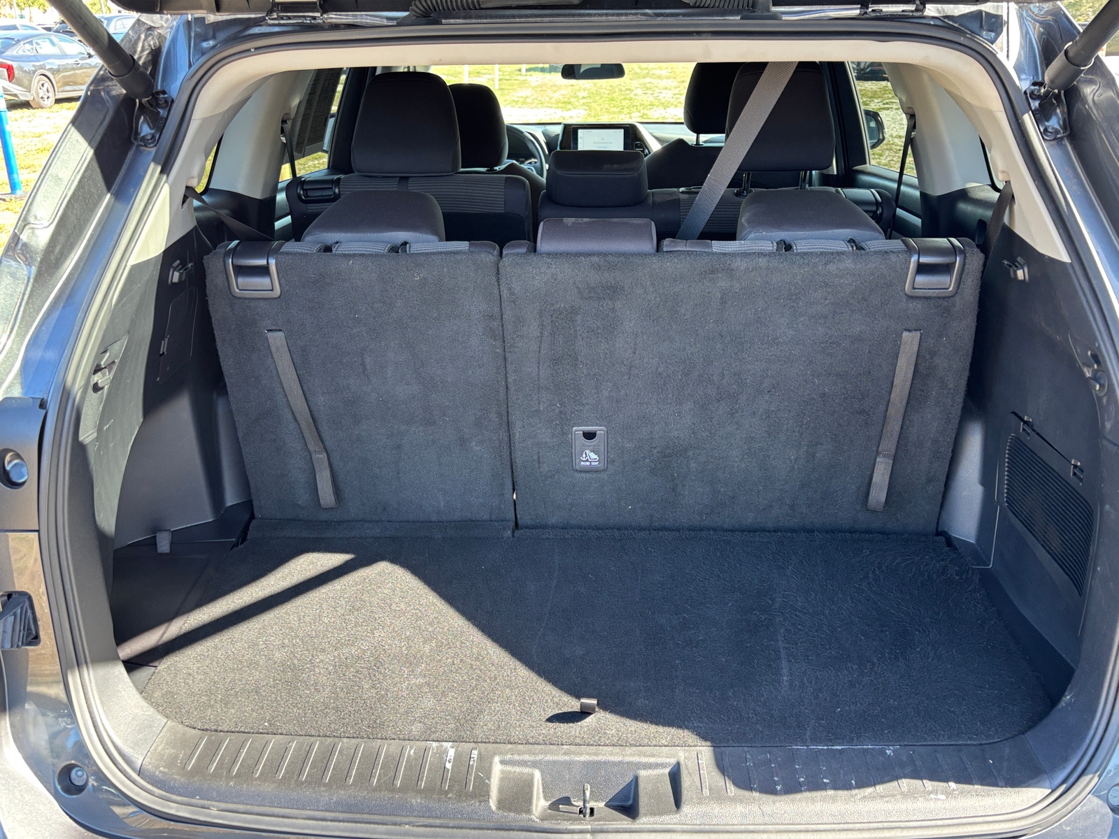 Thumbnail: 2025 Toyota Highlander - 7