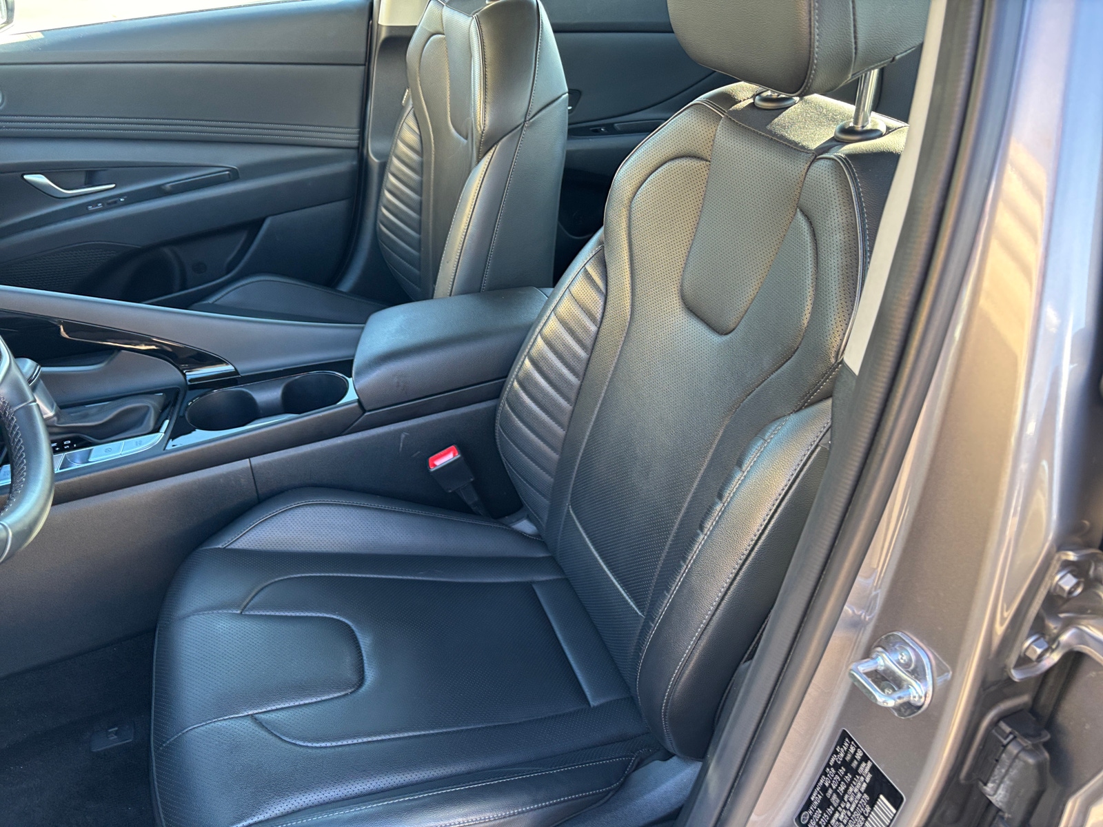 Thumbnail: 2025 Hyundai Elantra - 2