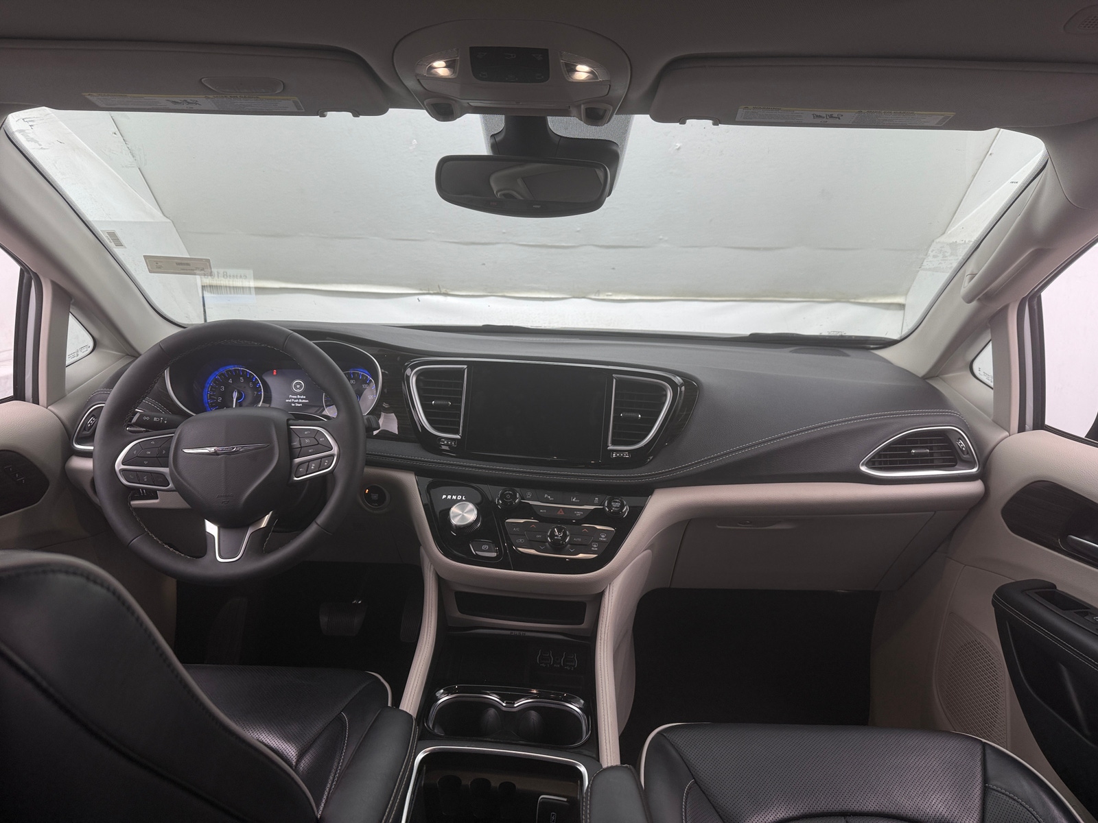 Thumbnail: 2024 Chrysler Pacifica - 2