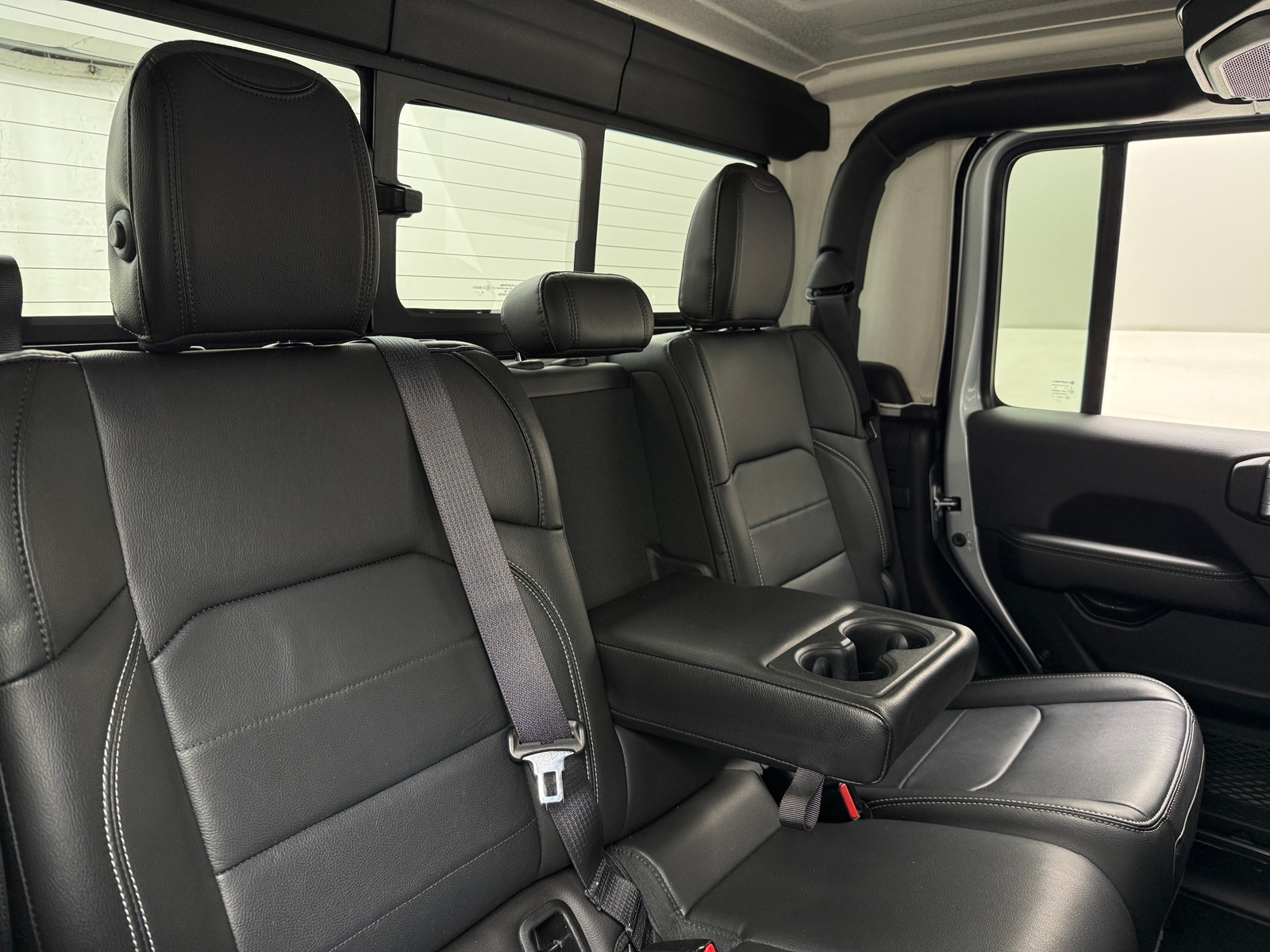 Thumbnail: 2023 Jeep Gladiator - 6