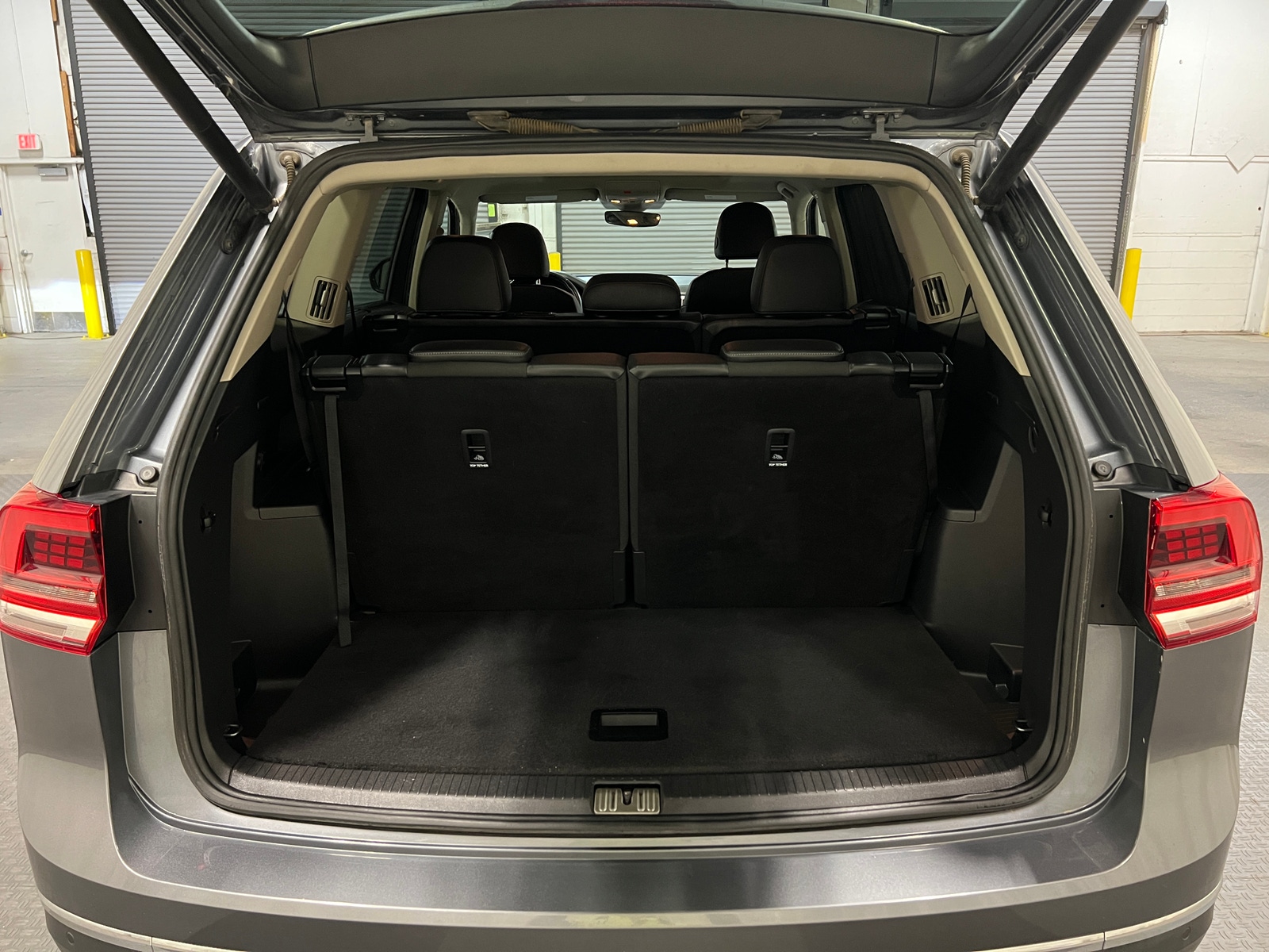 Thumbnail: 2019 Volkswagen Atlas - 6