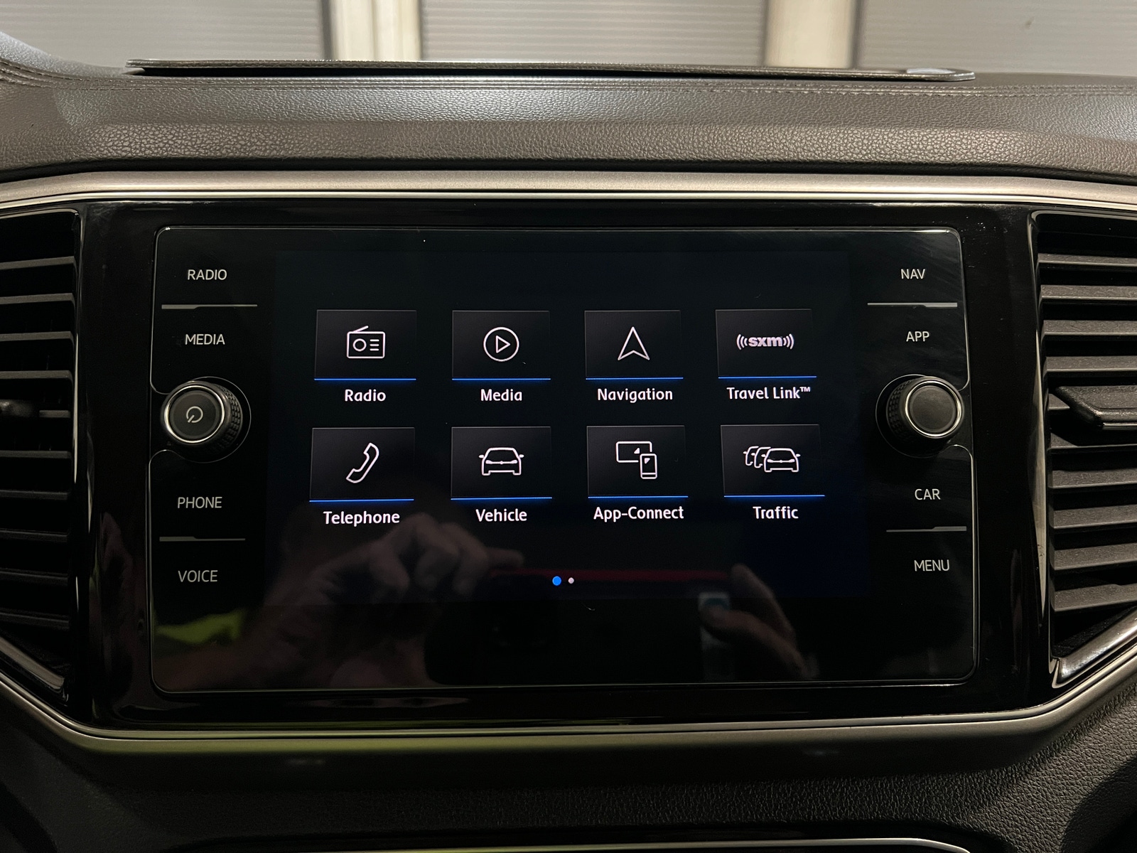 Thumbnail: 2019 Volkswagen Atlas - 3