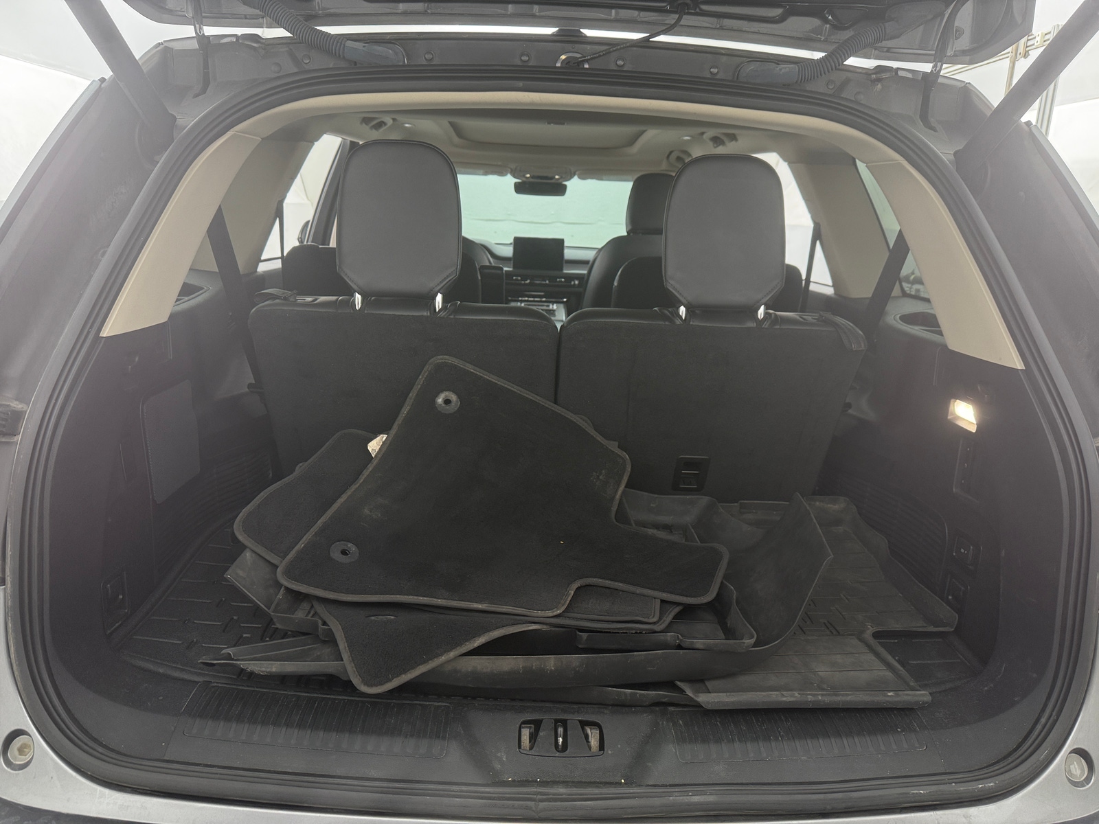 Thumbnail: 2022 Lincoln Aviator - 6