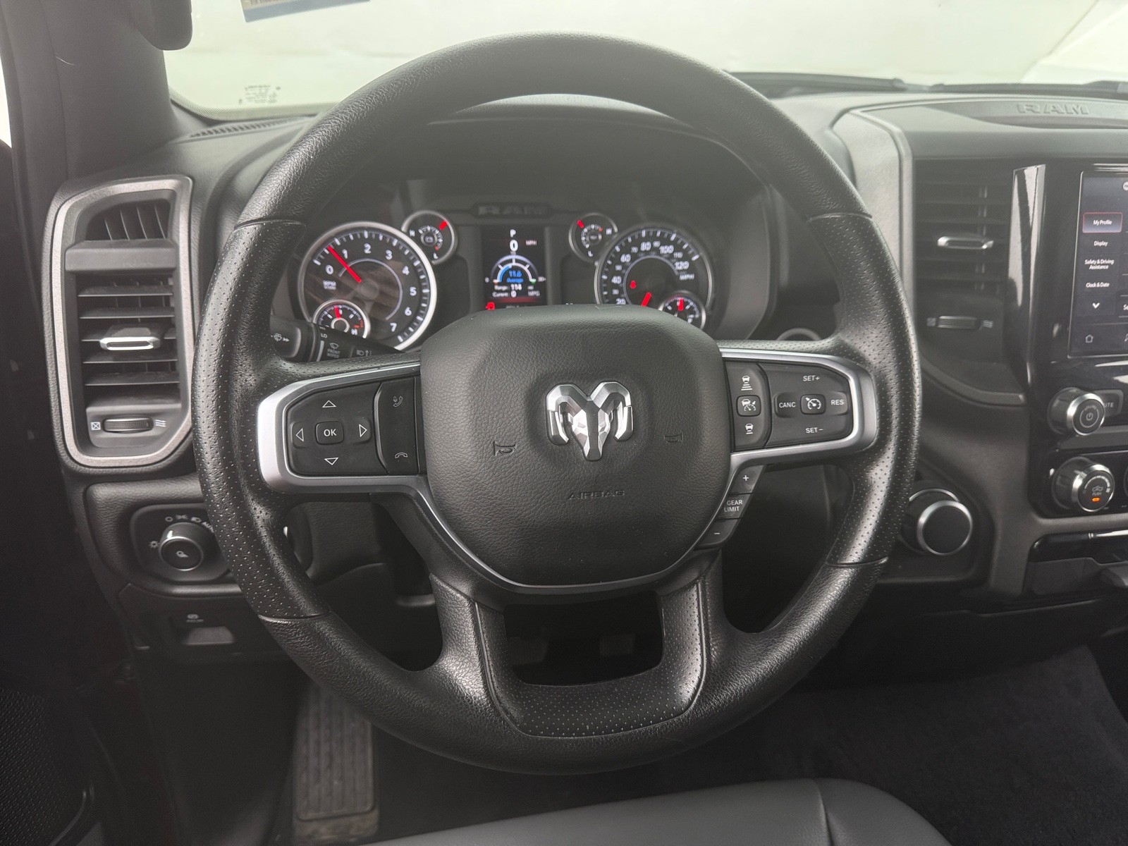 Thumbnail: 2025 RAM 1500 - 4