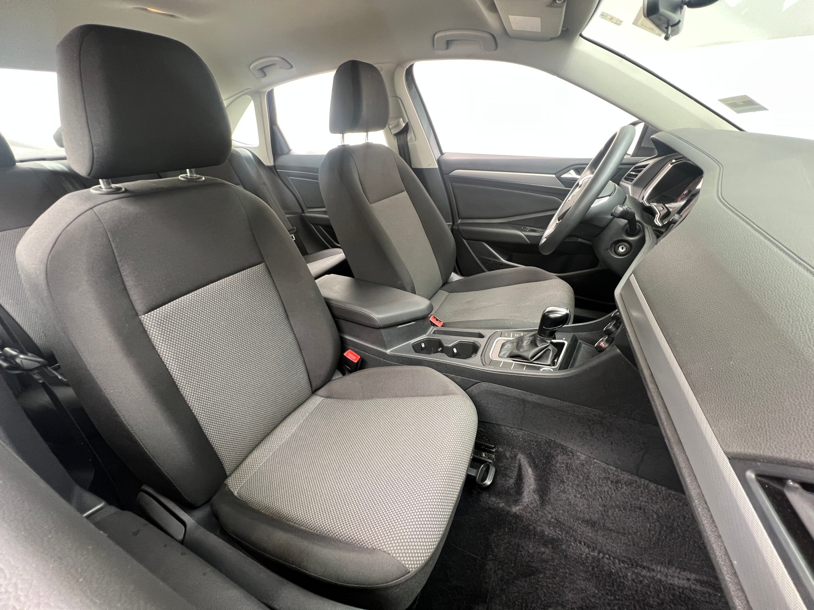 Thumbnail: 2021 Volkswagen Jetta - 2