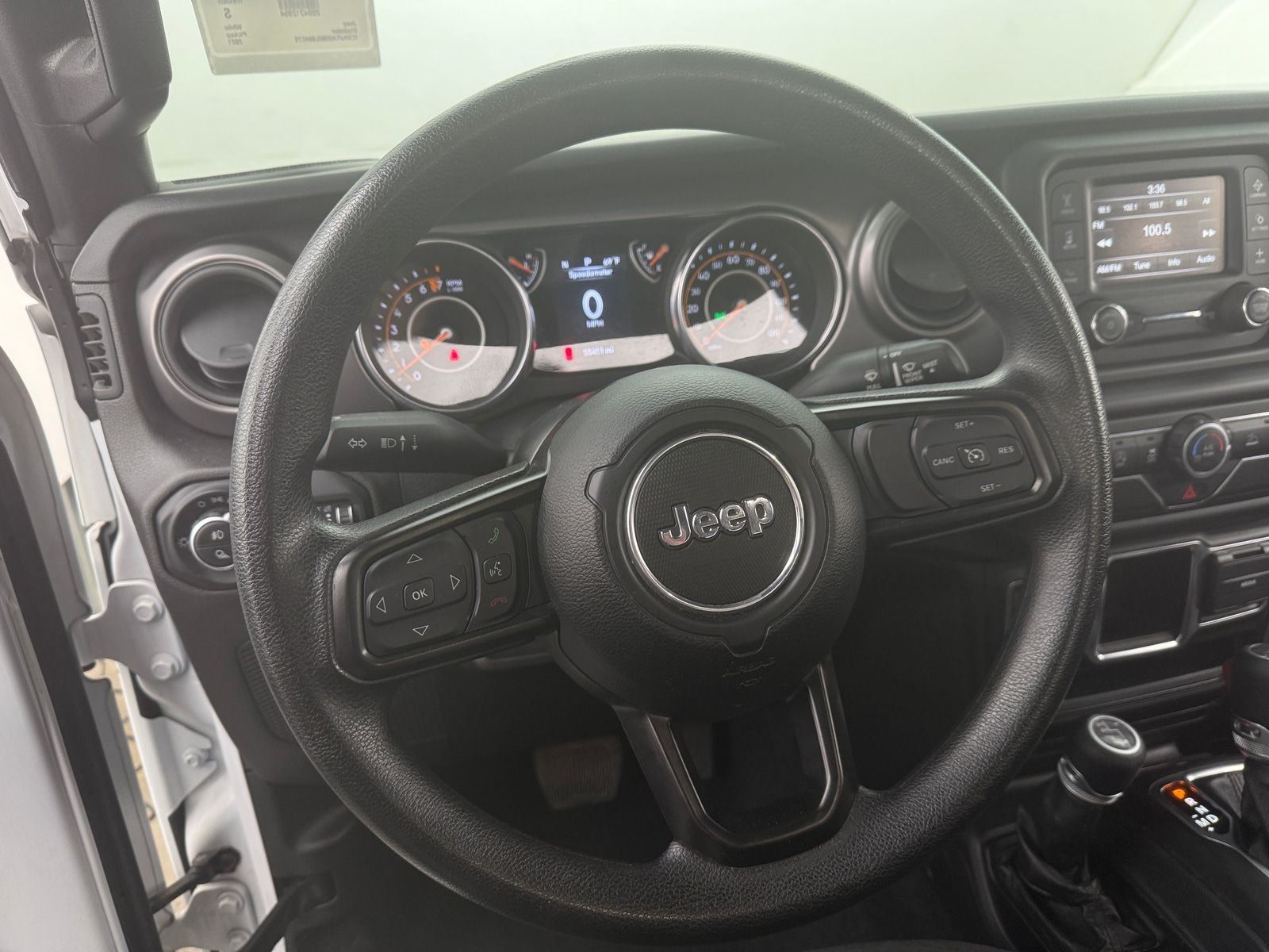 Thumbnail: 2021 Jeep Gladiator - 5