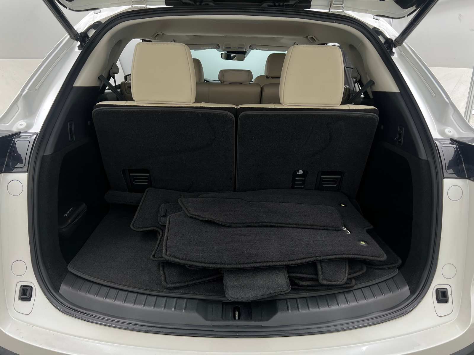 Thumbnail: 2022 Mazda CX-9 - 6