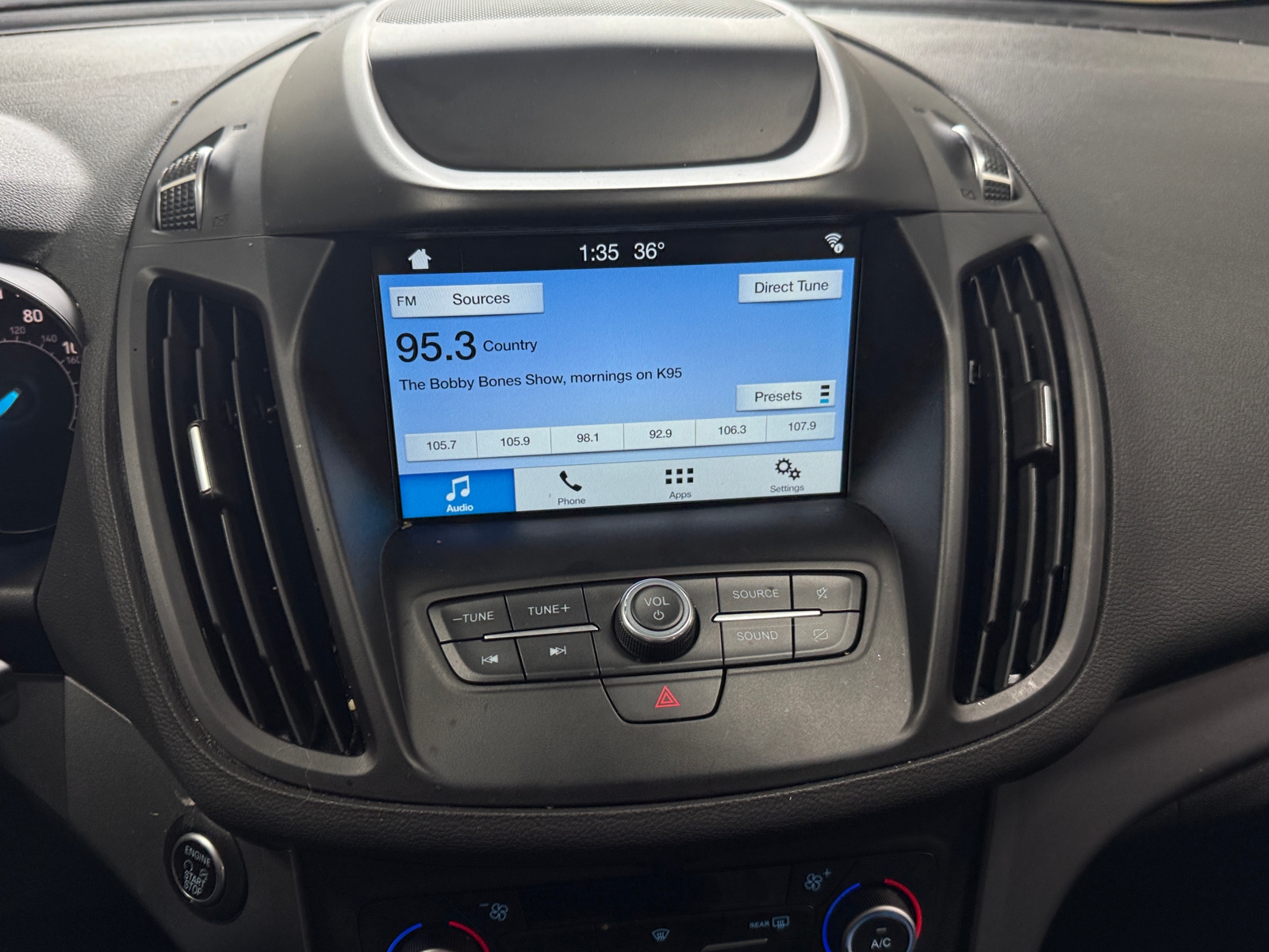 Thumbnail: 2019 Ford Escape - 4