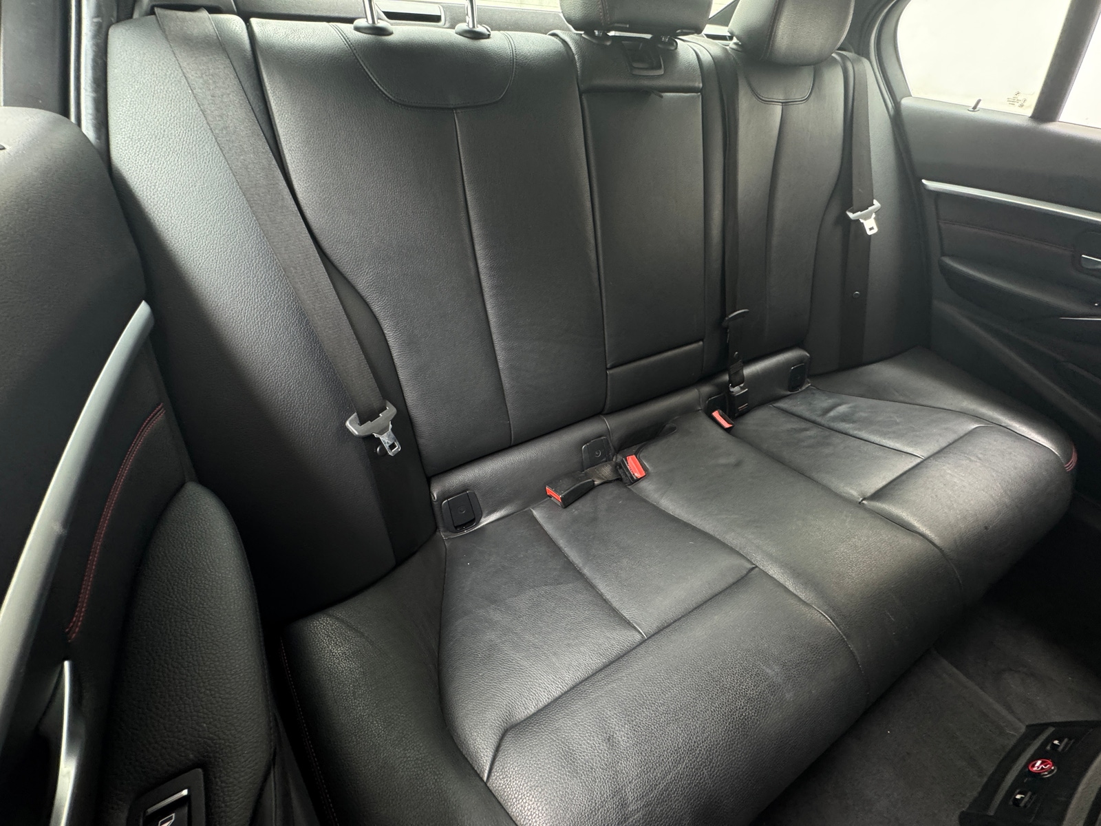 Thumbnail: 2017 BMW 3 Series - 5