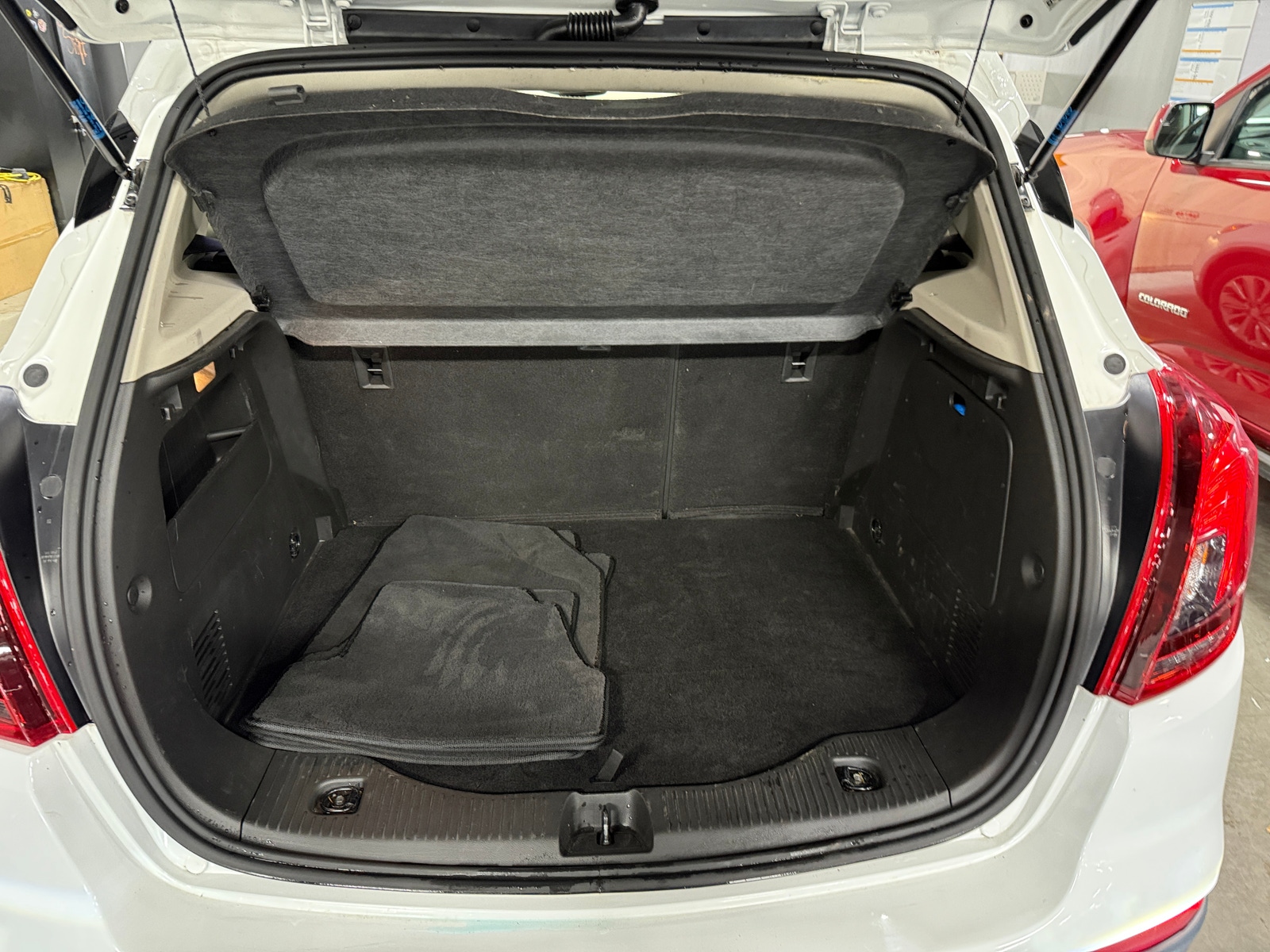 Thumbnail: 2019 Buick Encore - 6