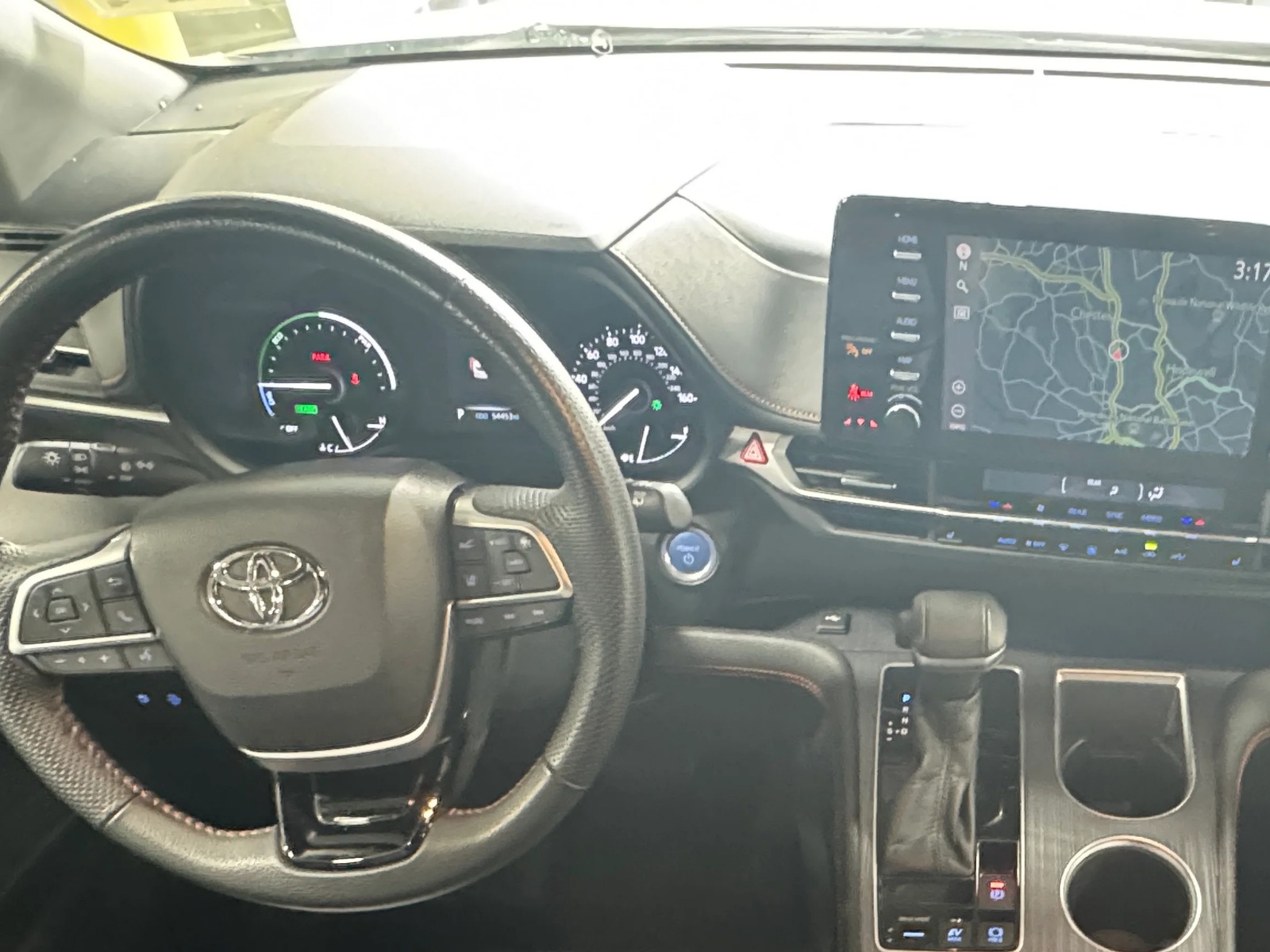 Thumbnail: 2022 Toyota Sienna - 2